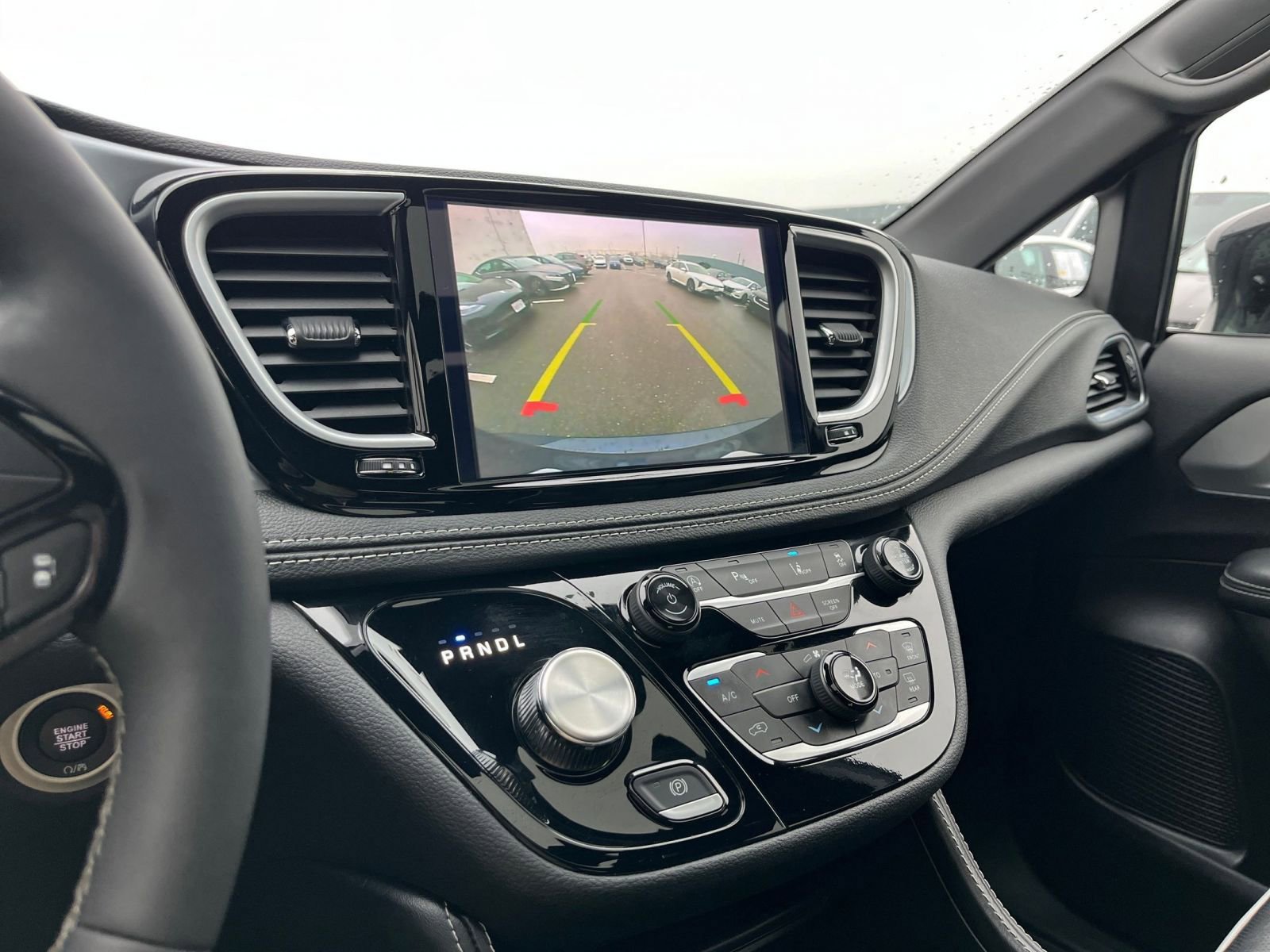 Thumbnail: 2025 Chrysler Pacifica - 20