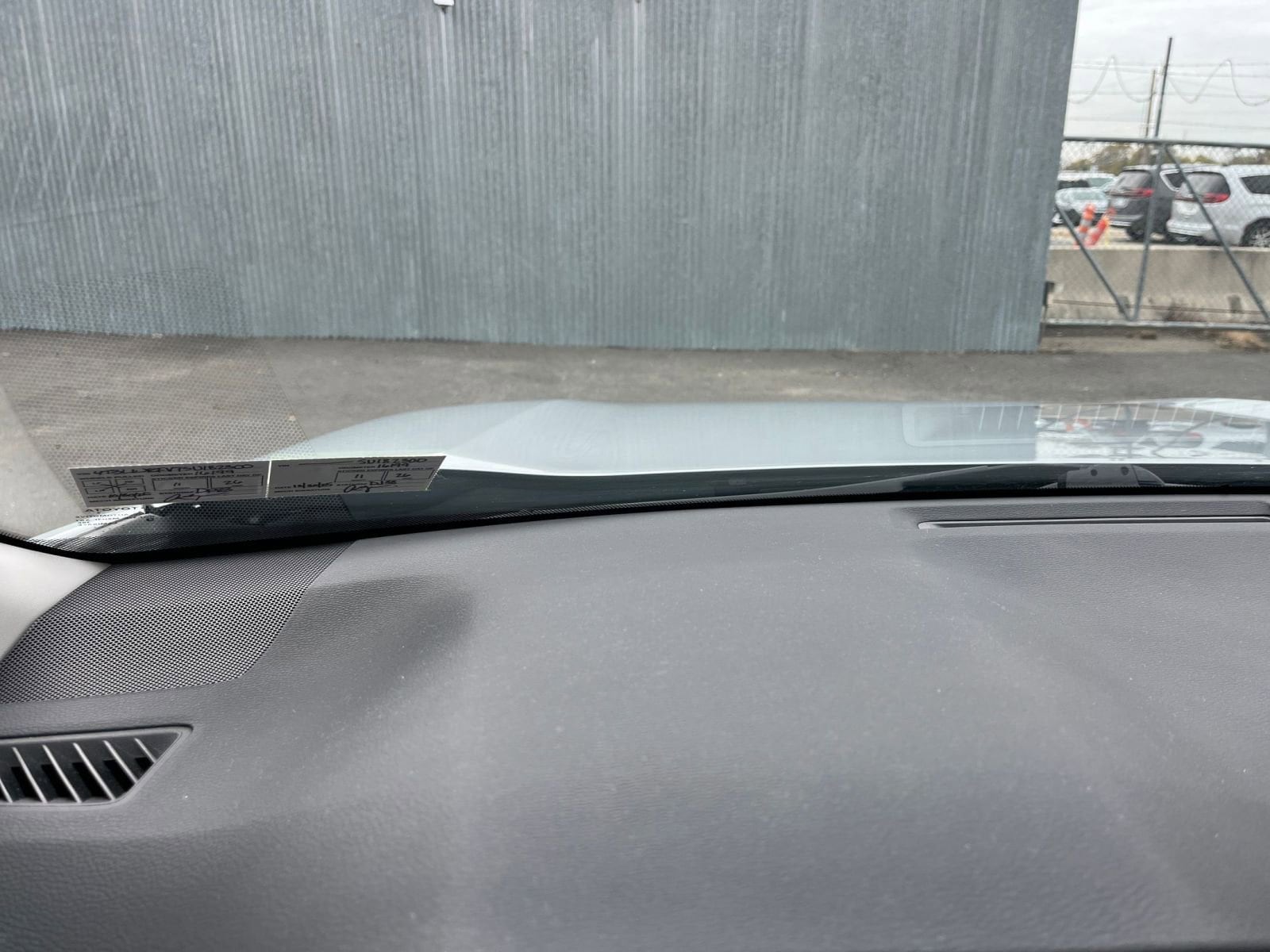 Thumbnail: 2025 Toyota RAV4 - 33