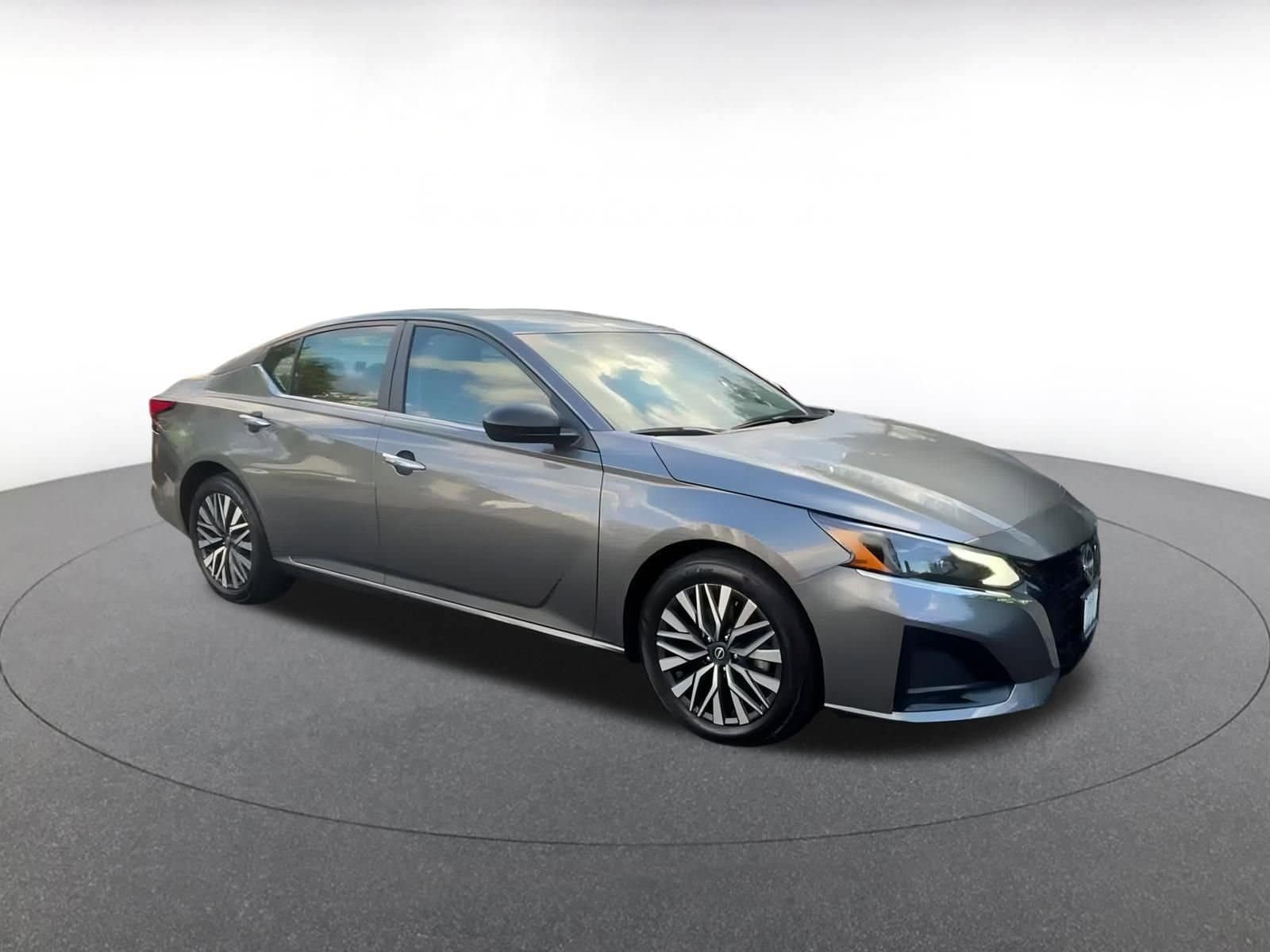 Thumbnail: 2024 Nissan Altima - 1