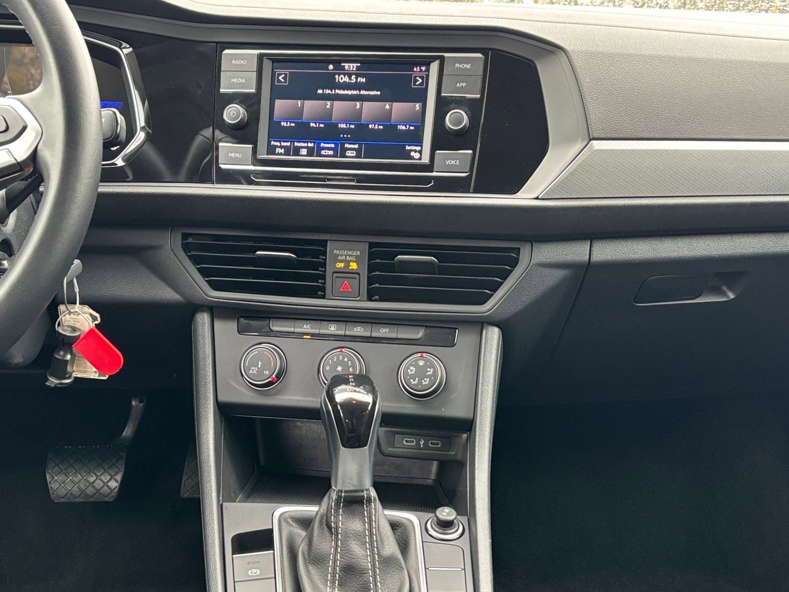 2024 Volkswagen Jetta S 18