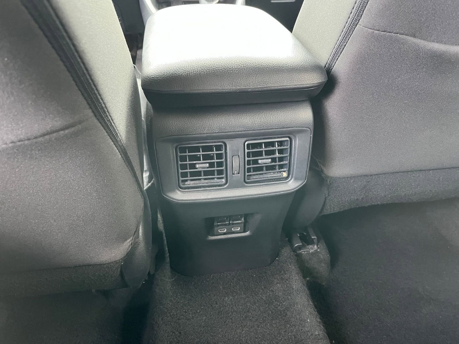 Thumbnail: 2025 Toyota RAV4 - 24