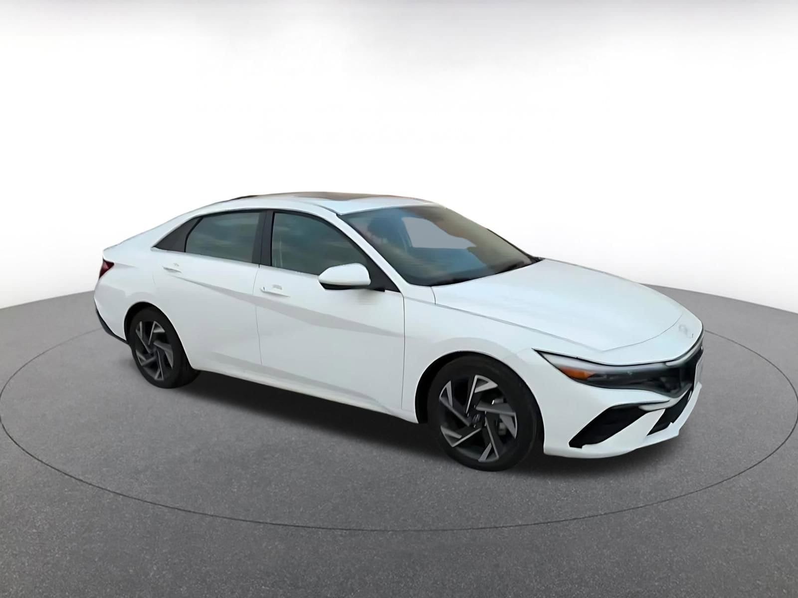 Thumbnail: 2025 Hyundai Elantra - 2