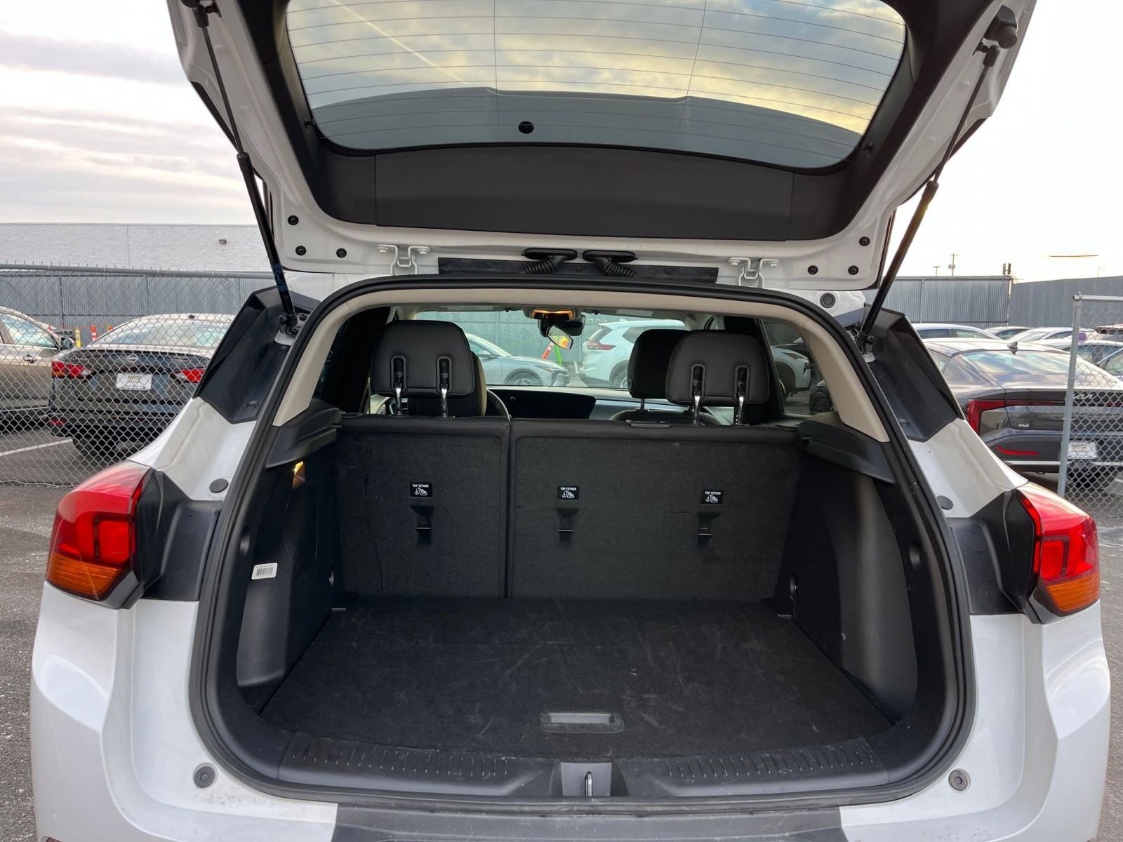 Thumbnail: 2025 Buick Encore GX - 30