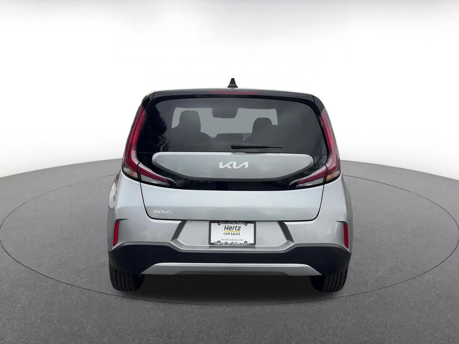 2024 Kia Soul LX 12