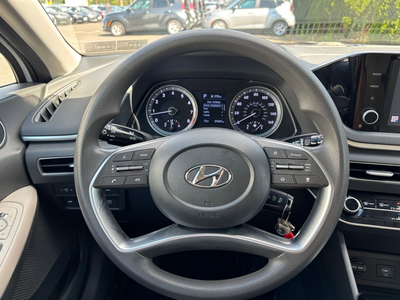 2023 Hyundai Sonata SE 28