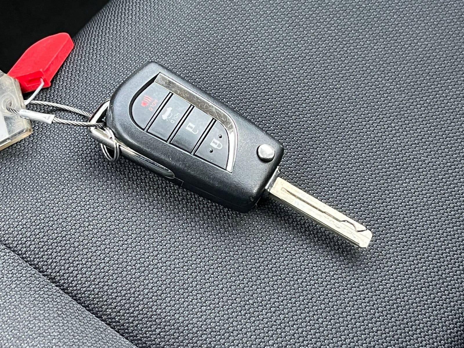 Thumbnail: 2025 Toyota Corolla - 22