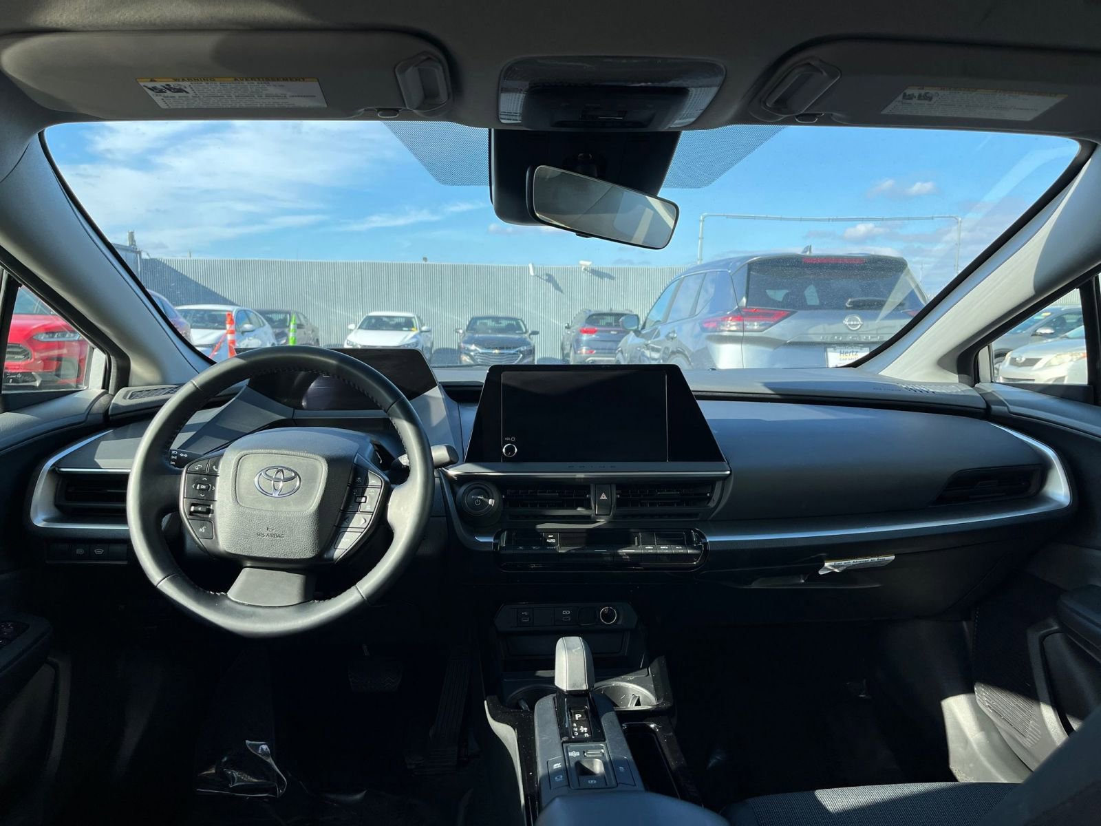 Thumbnail: 2025 Toyota Prius - 32