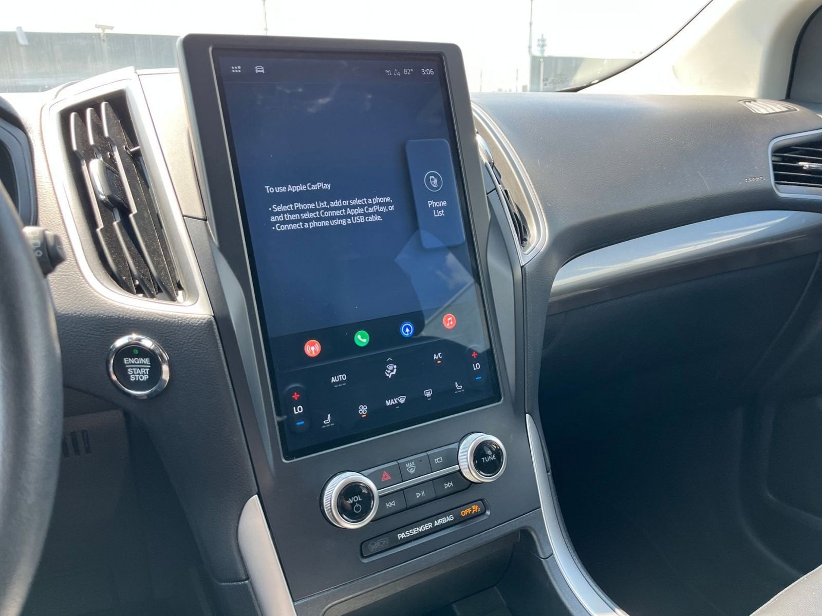 Thumbnail: 2024 Ford Edge - 21
