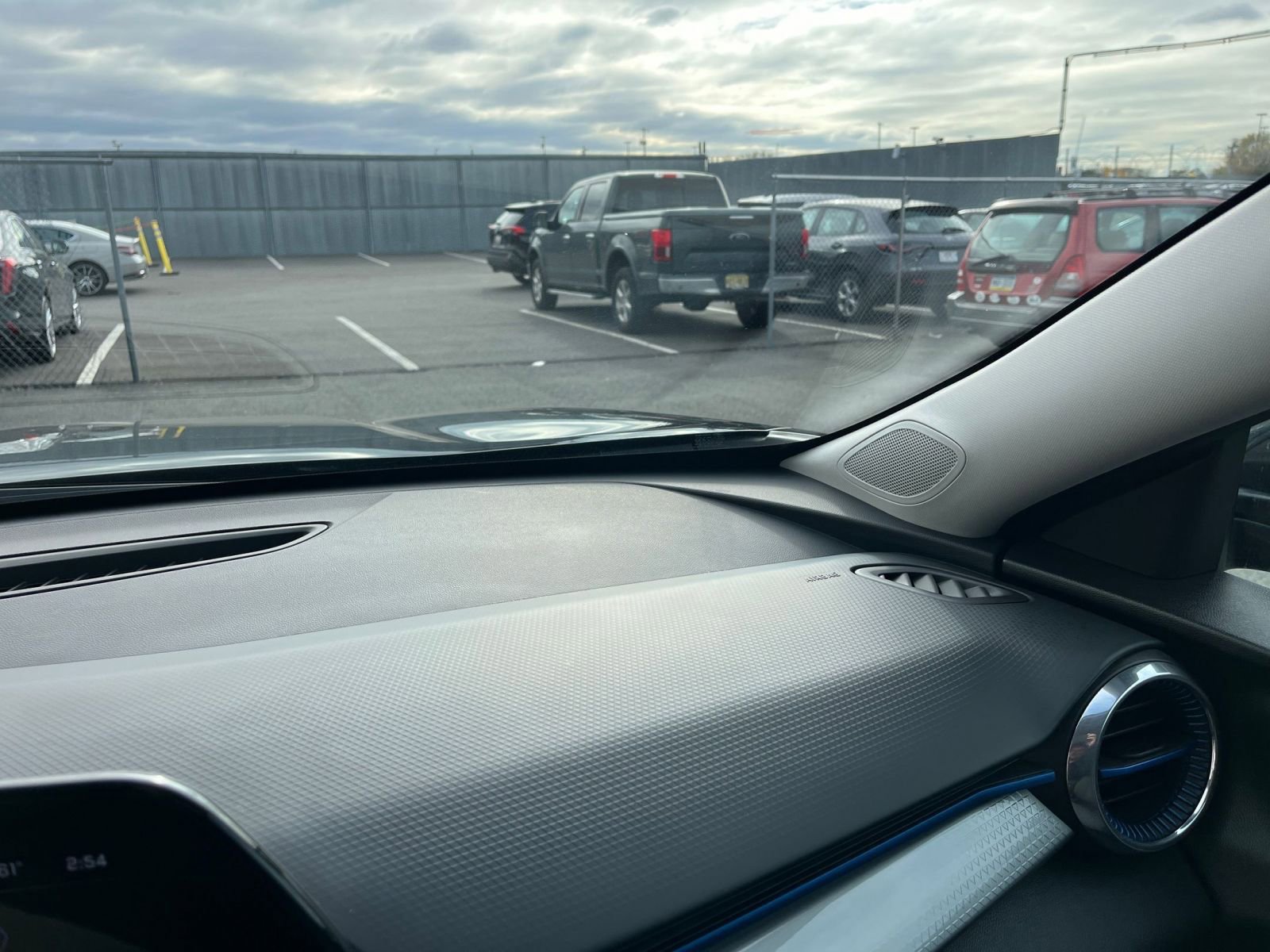 Thumbnail: 2025 Chevrolet Trax - 34