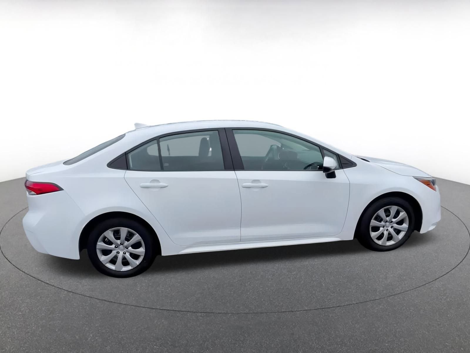 Thumbnail: 2024 Toyota Corolla - 16