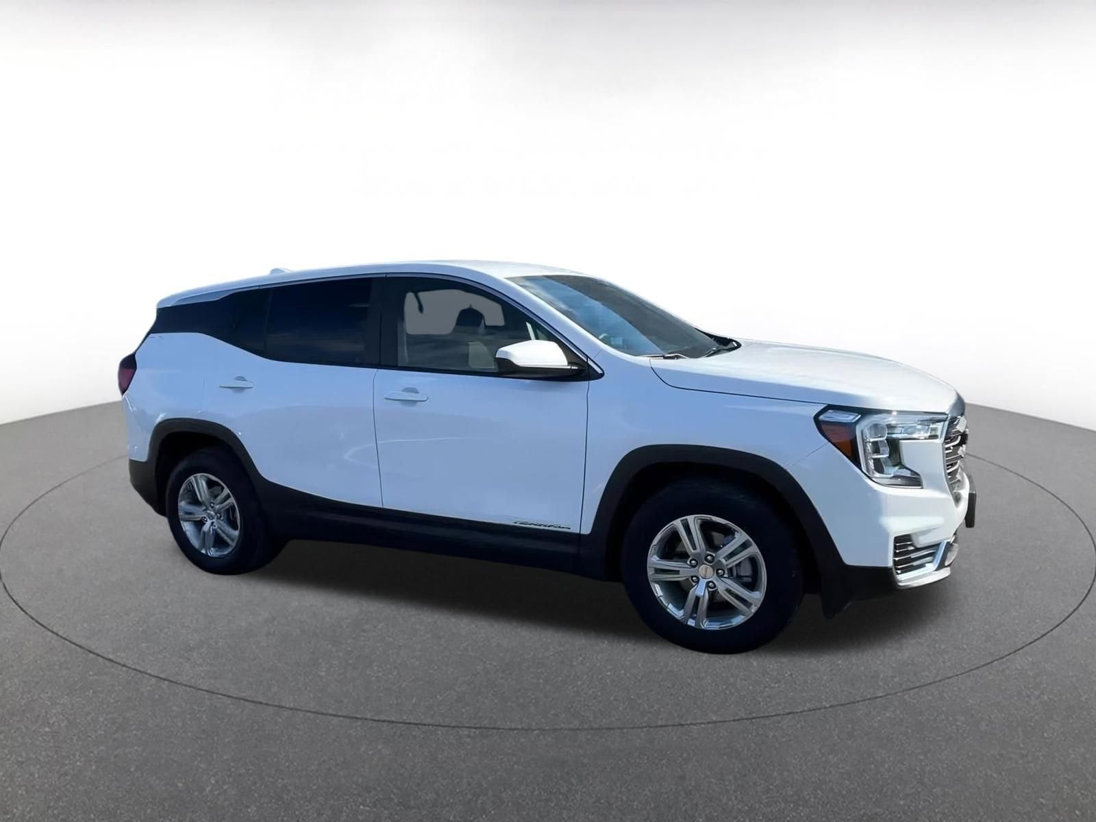 2024 GMC Terrain SLE 2
