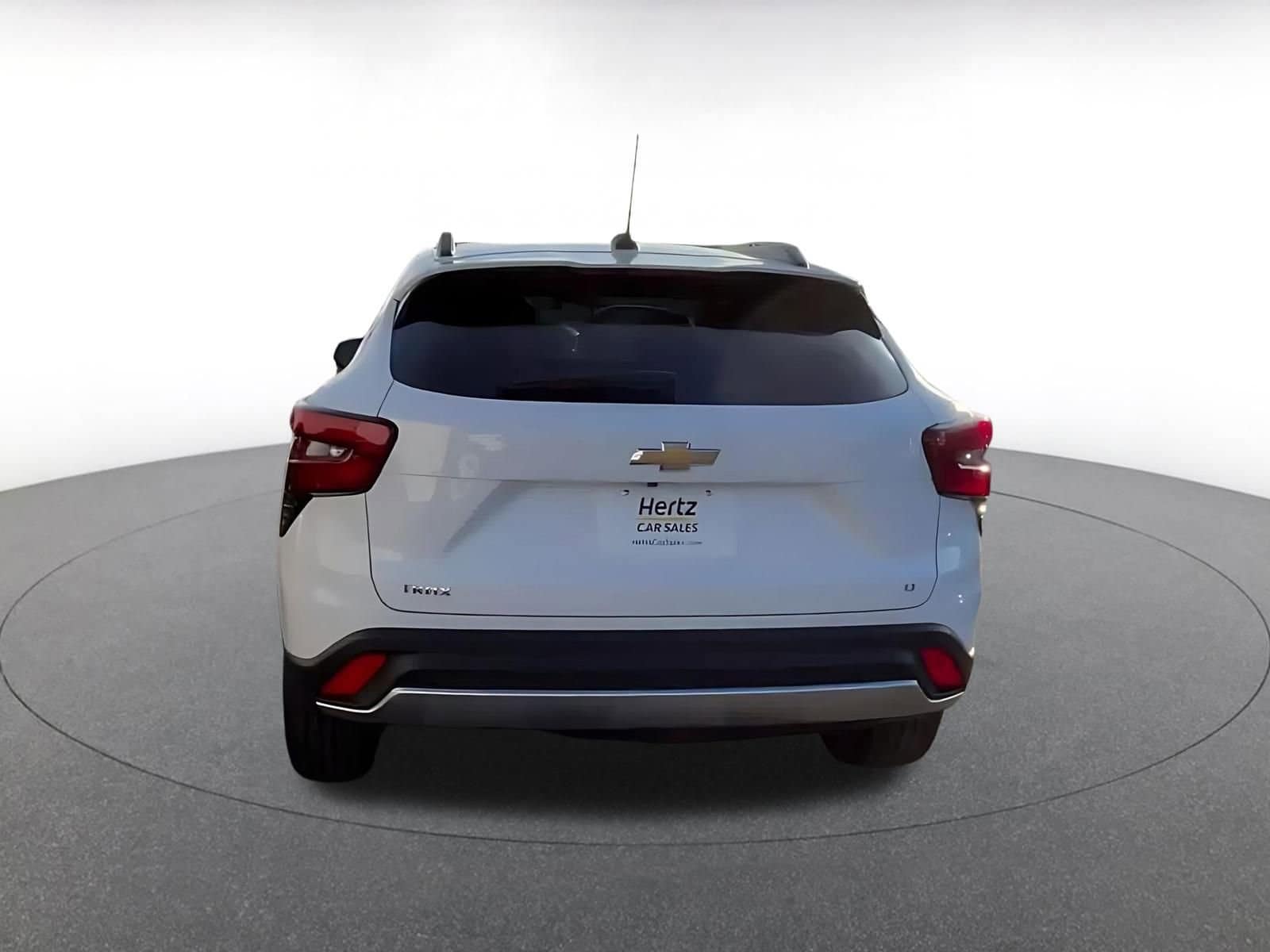 Thumbnail: 2025 Chevrolet Trax - 12