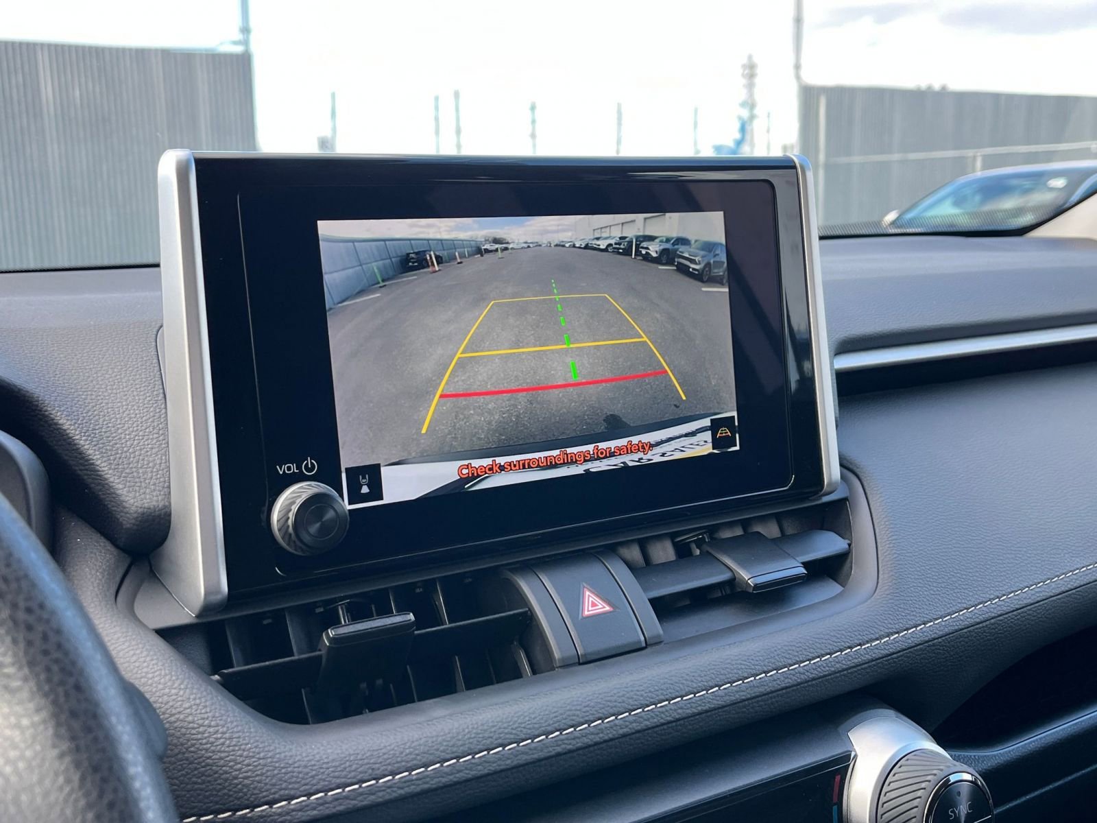 Thumbnail: 2025 Toyota RAV4 - 17