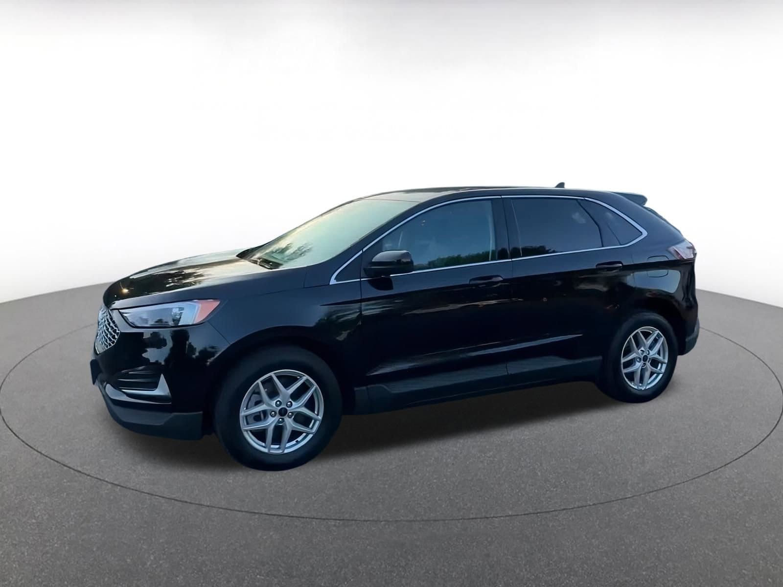 Thumbnail: 2024 Ford Edge - 10