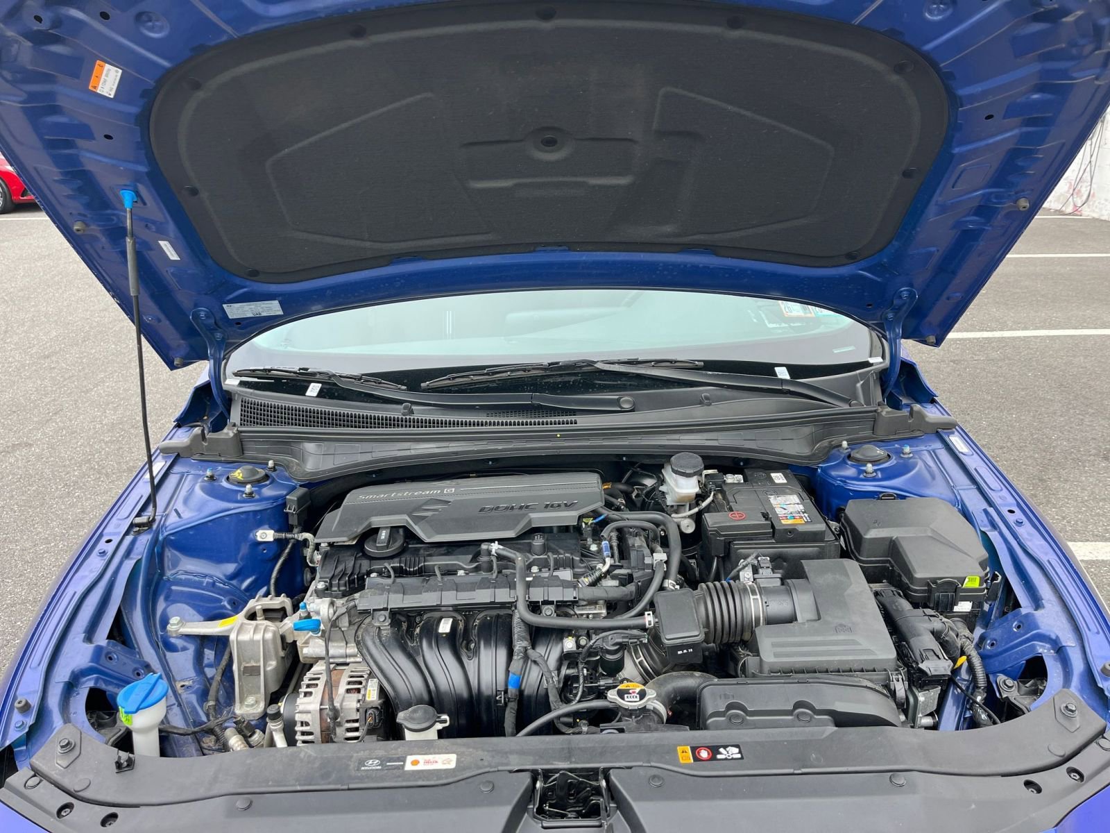 Thumbnail: 2025 Hyundai Elantra - 32