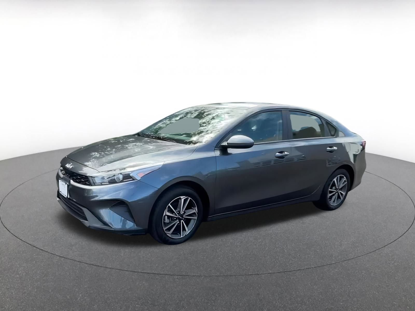 Thumbnail: 2024 Kia Forte - 6