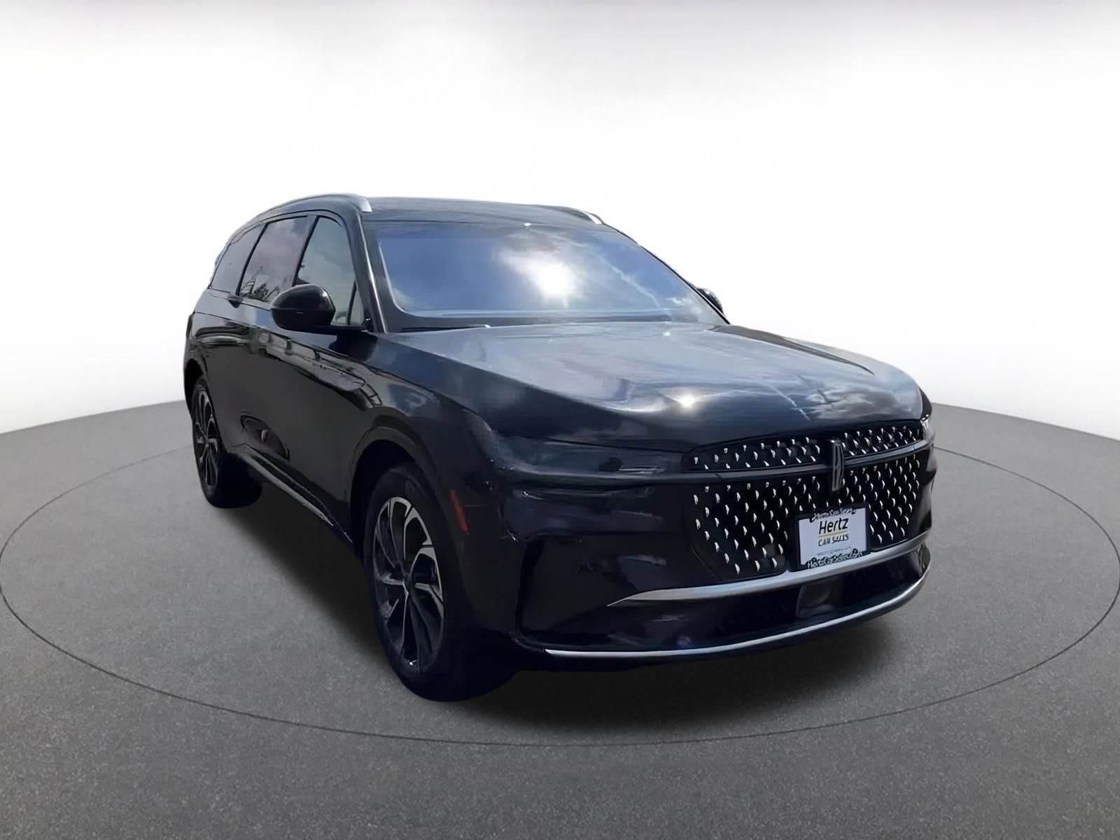 Thumbnail: 2024 Lincoln Nautilus - 3