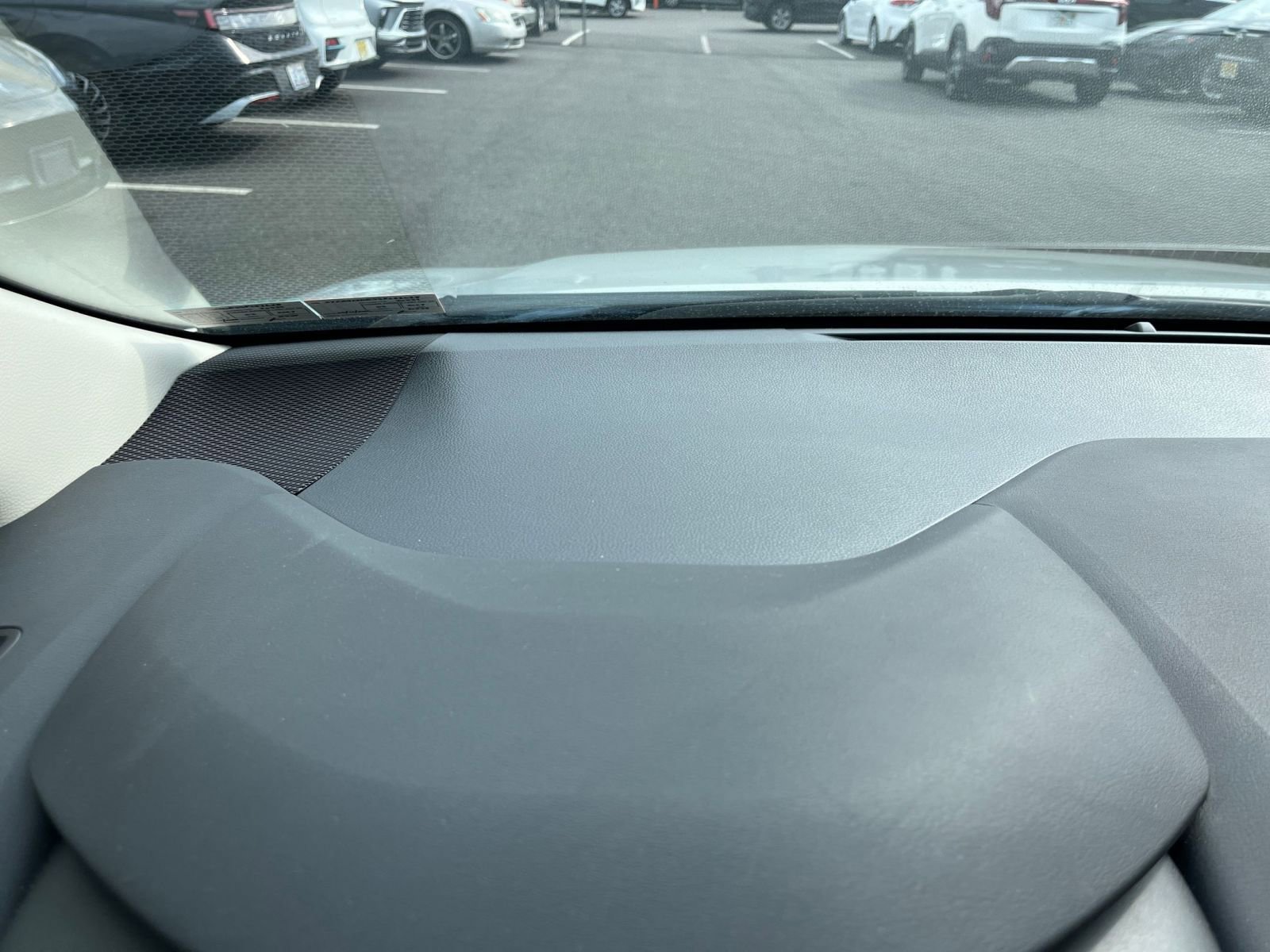 Thumbnail: 2025 Toyota Corolla - 33