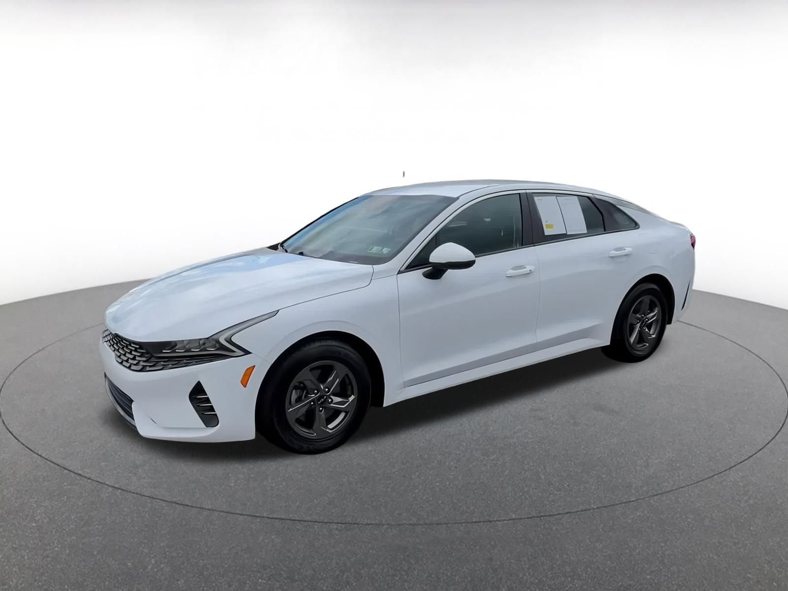 Thumbnail: 2023 Kia K5 - 7