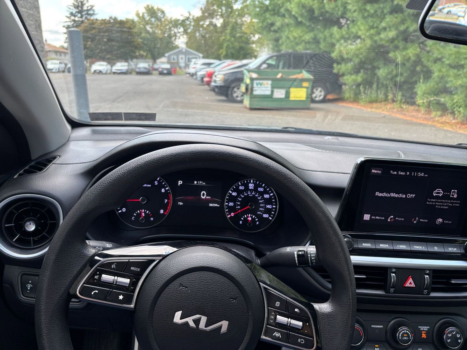 Thumbnail: 2024 Kia Forte - 34