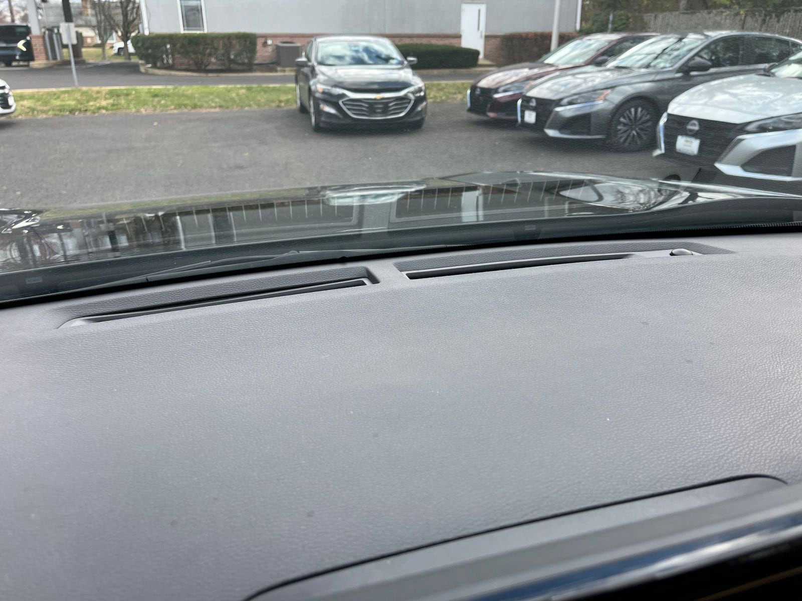 Thumbnail: 2025 Toyota RAV4 - 18