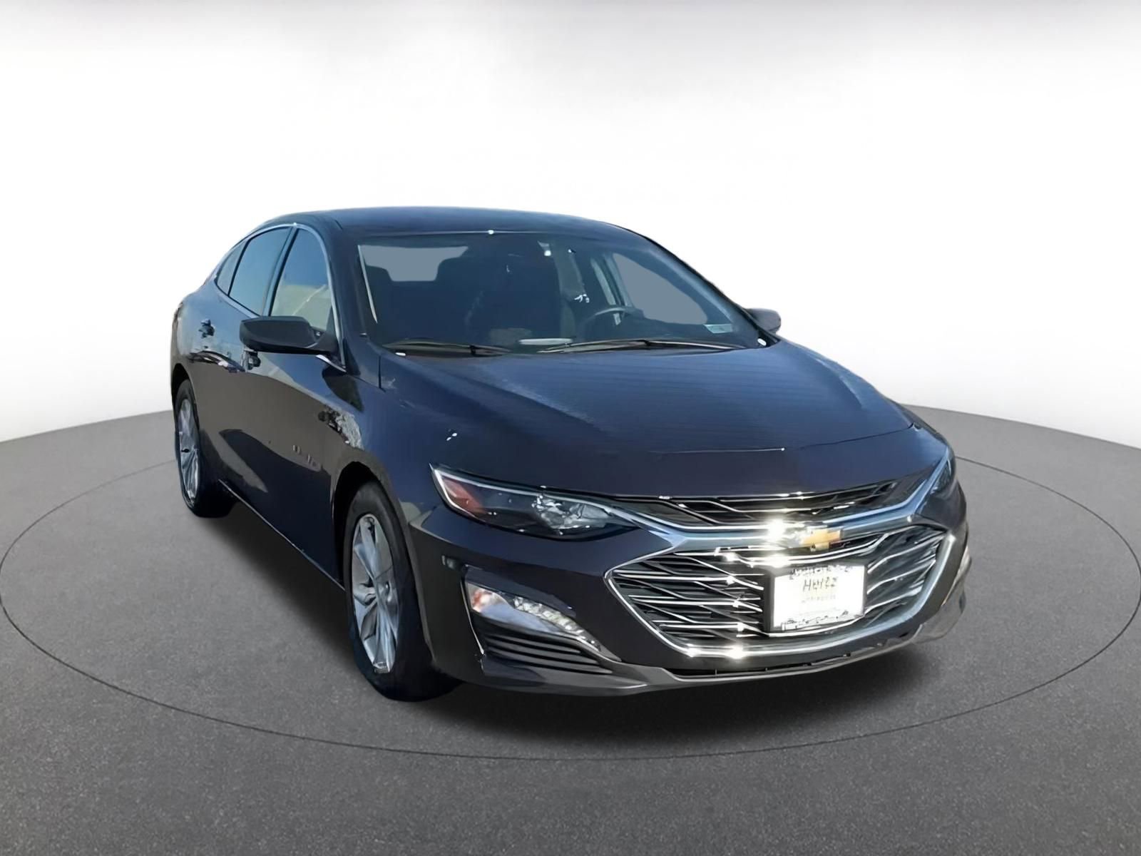 Thumbnail: 2023 Chevrolet Malibu - 5