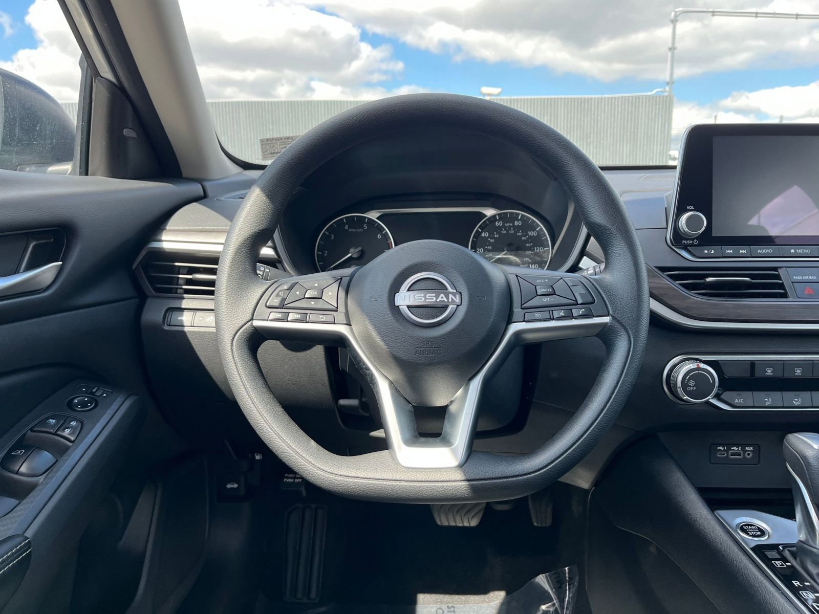 Thumbnail: 2024 Nissan Altima - 28