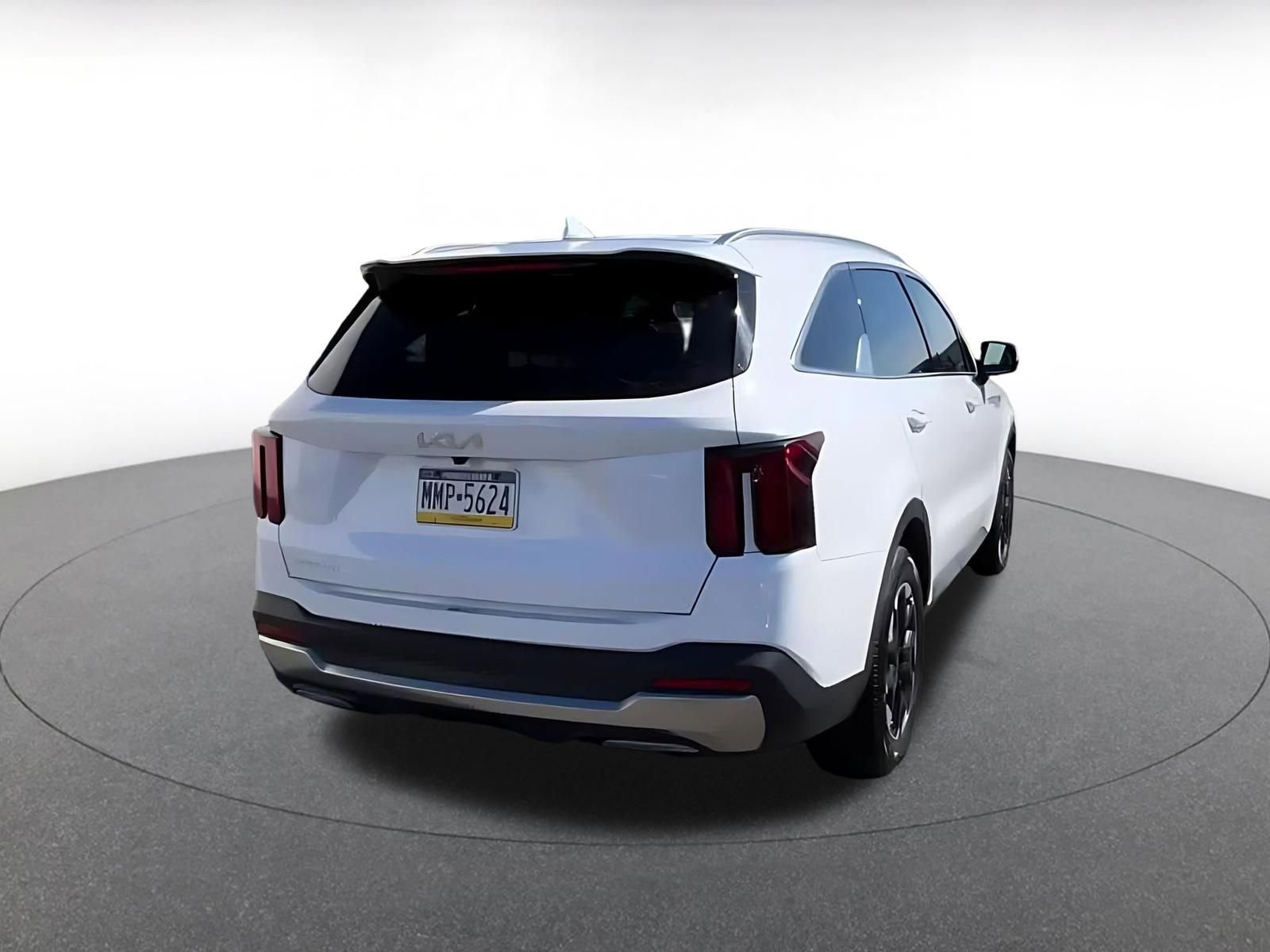 Thumbnail: 2024 Kia Sorento - 15