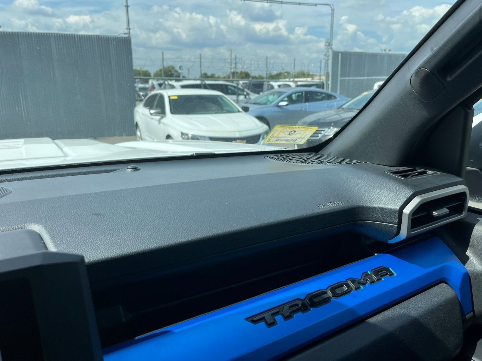 Thumbnail: 2024 Toyota Tacoma - 34