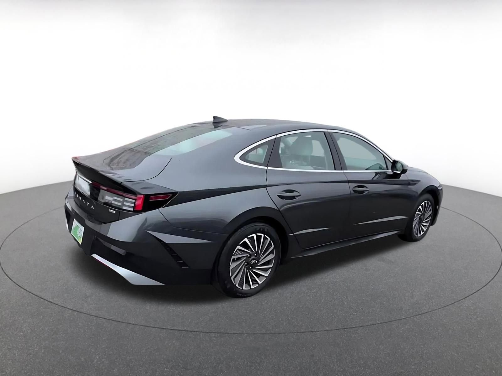 Thumbnail: 2025 Hyundai Sonata - 15