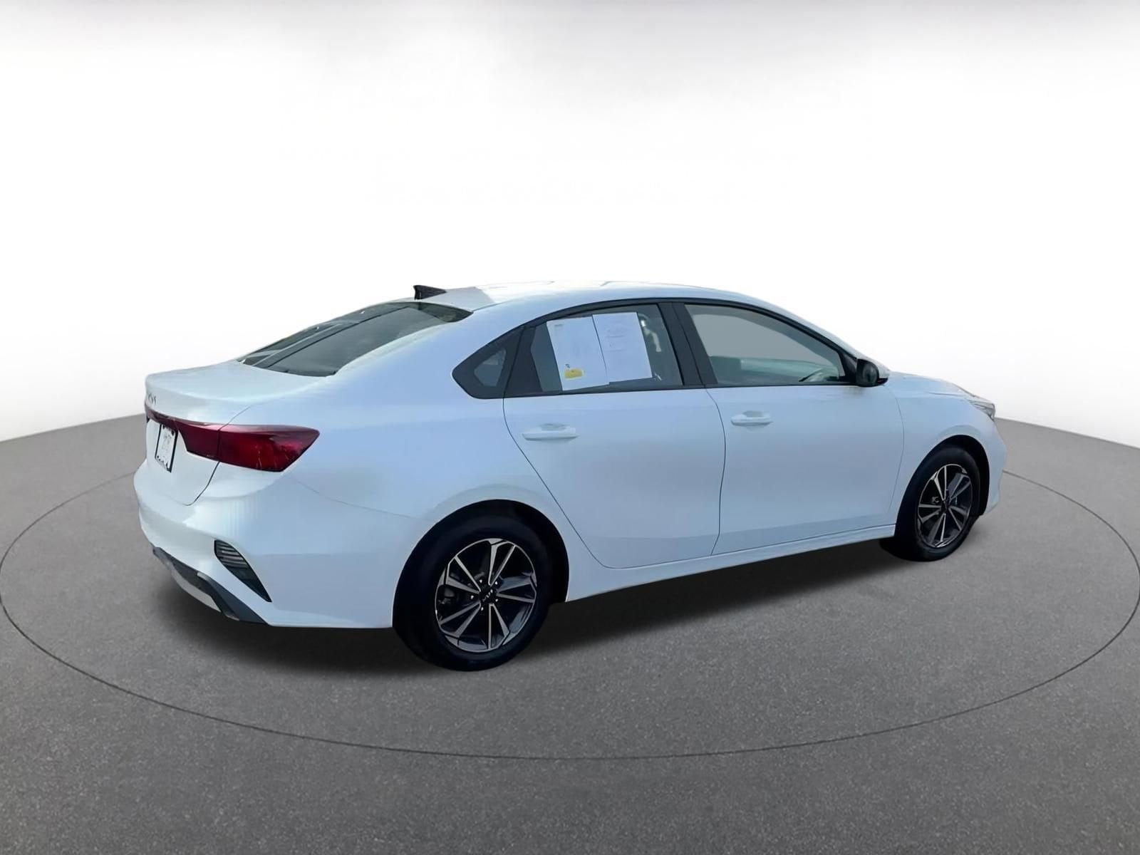 2024 Kia Forte LXS 13