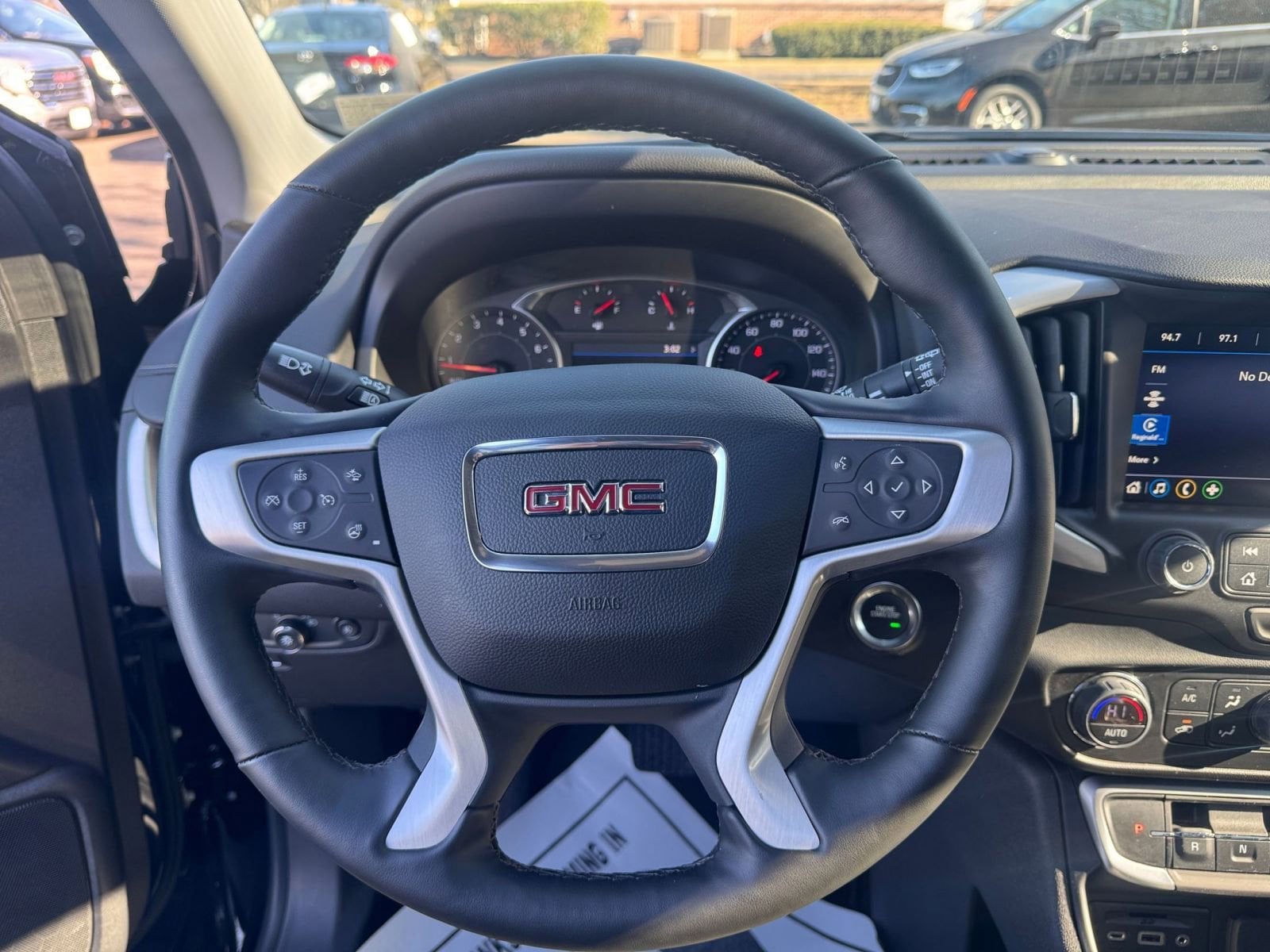 2024 GMC Terrain SLT 28