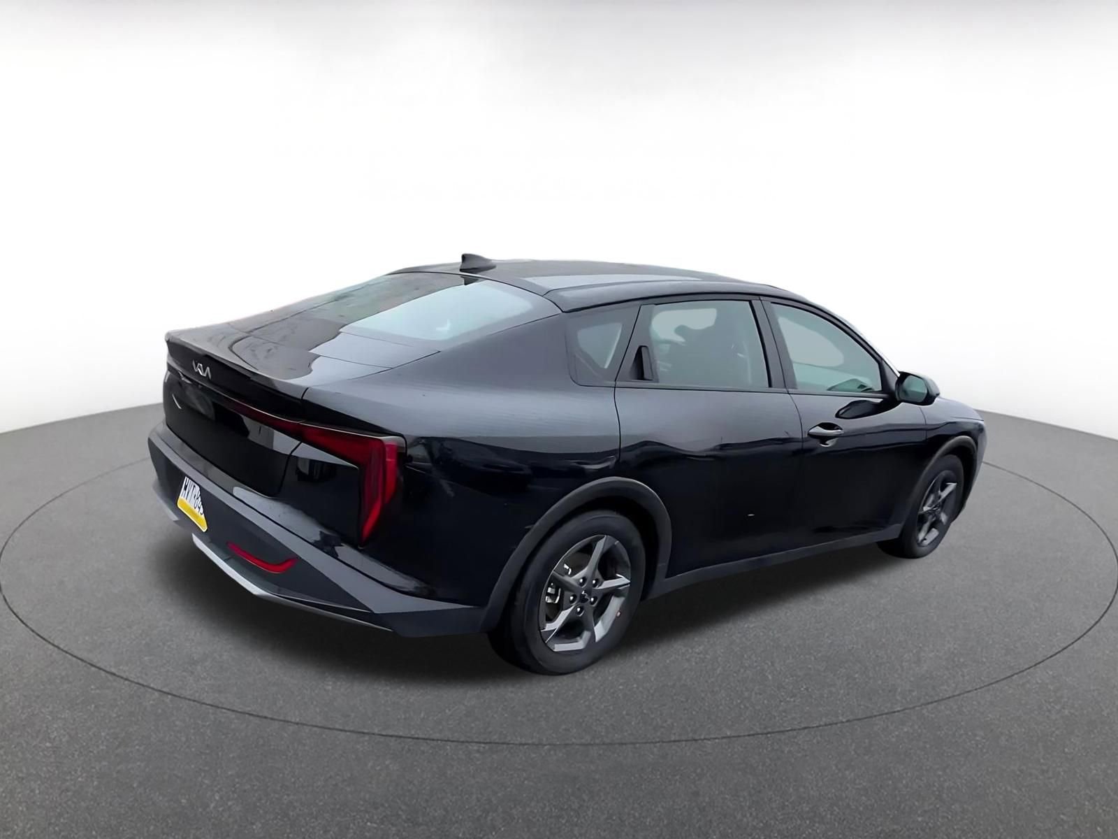 Thumbnail: 2025 Kia K4 - 14