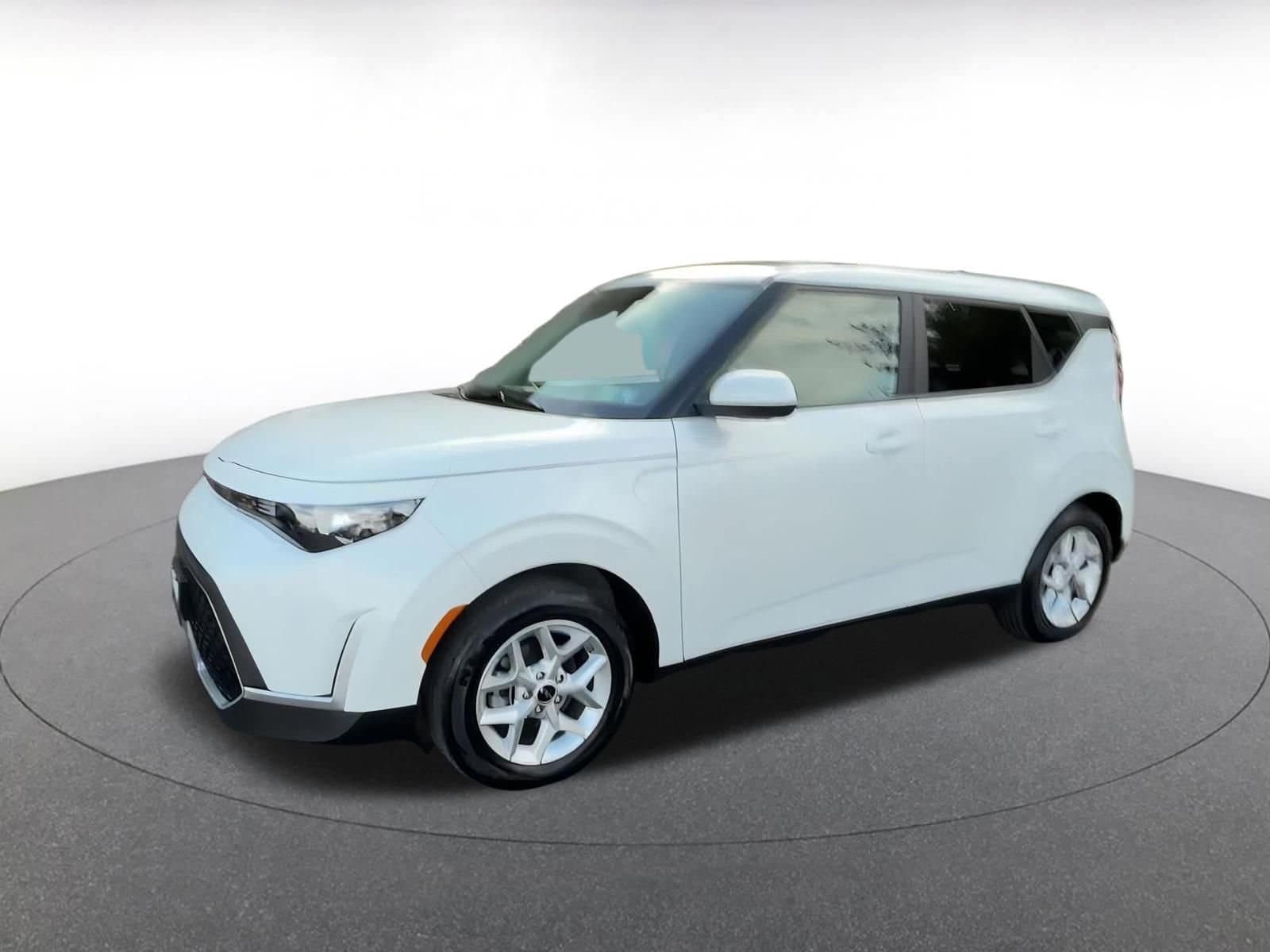 2024 Kia Soul LX 8