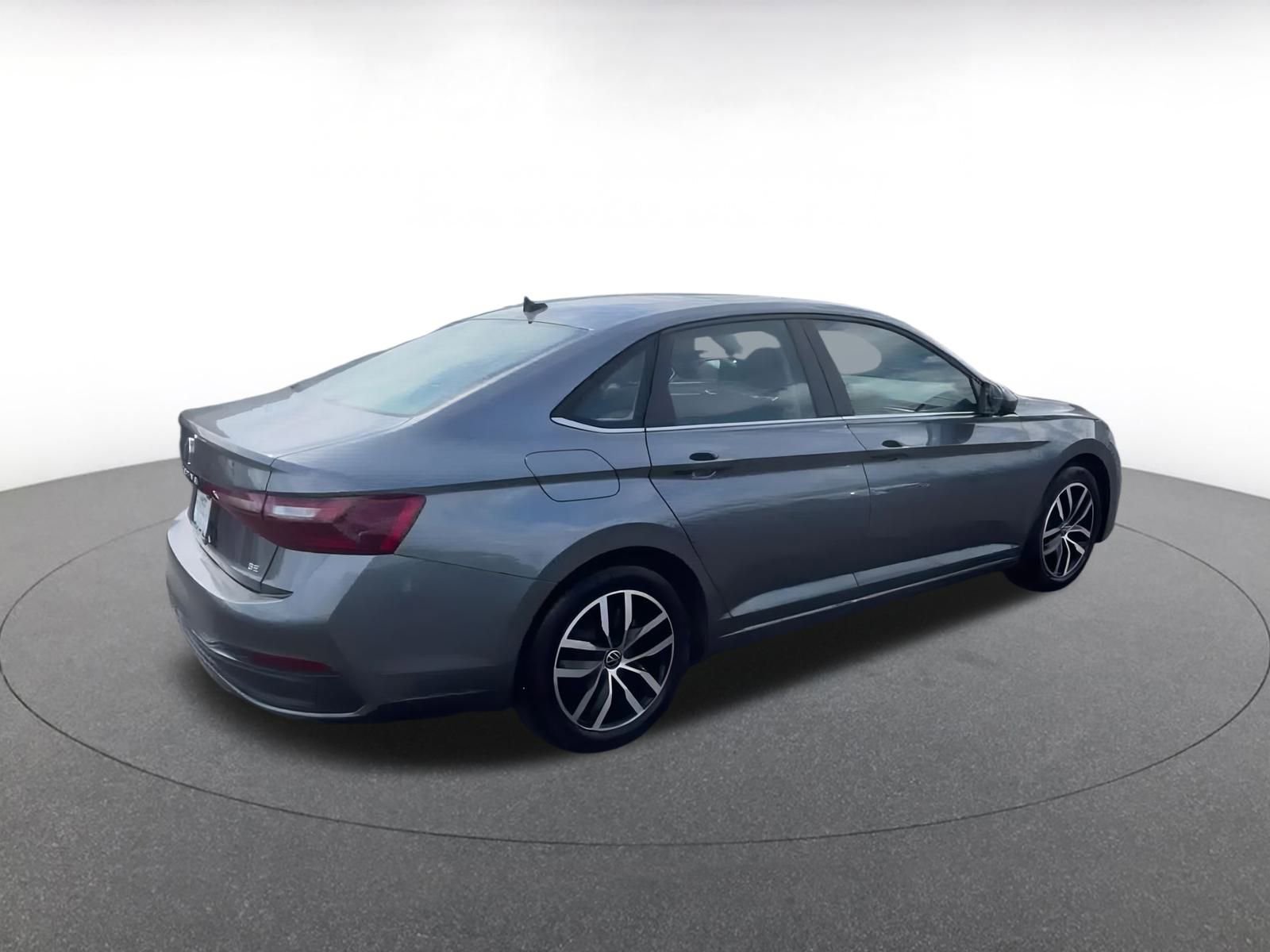 Thumbnail: 2025 Volkswagen Jetta - 15