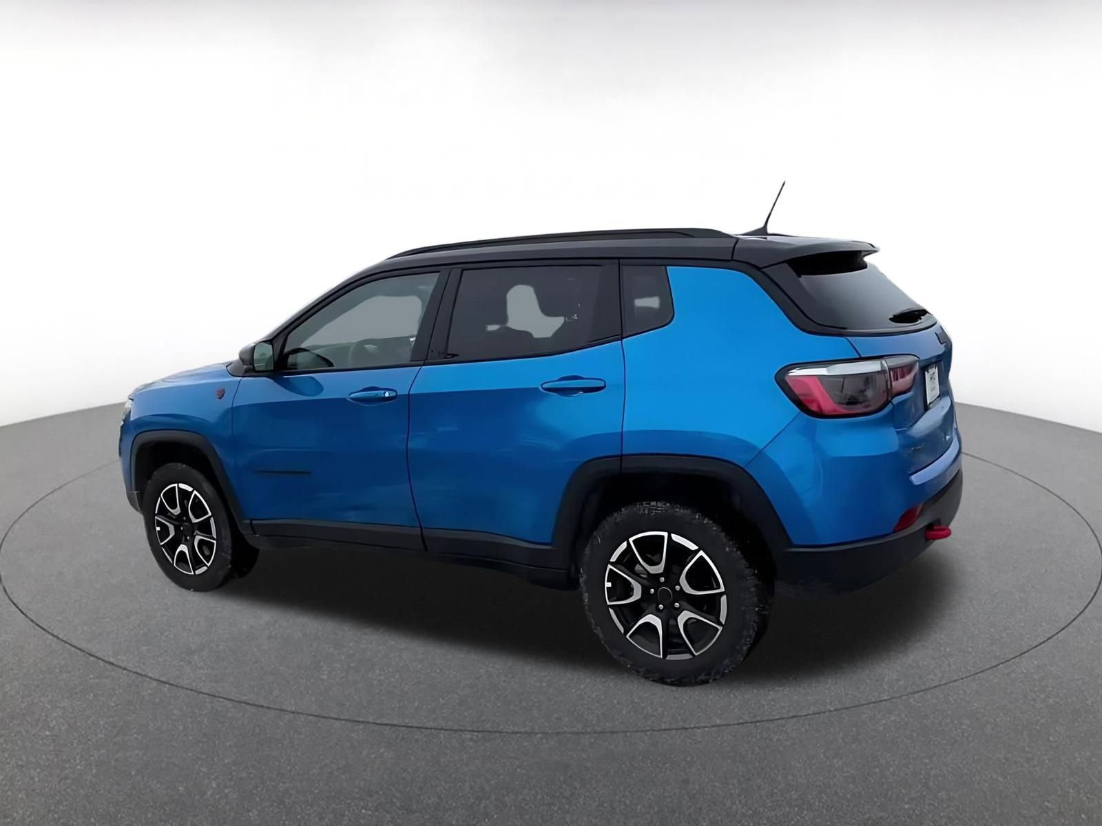 Thumbnail: 2025 Jeep Compass - 10