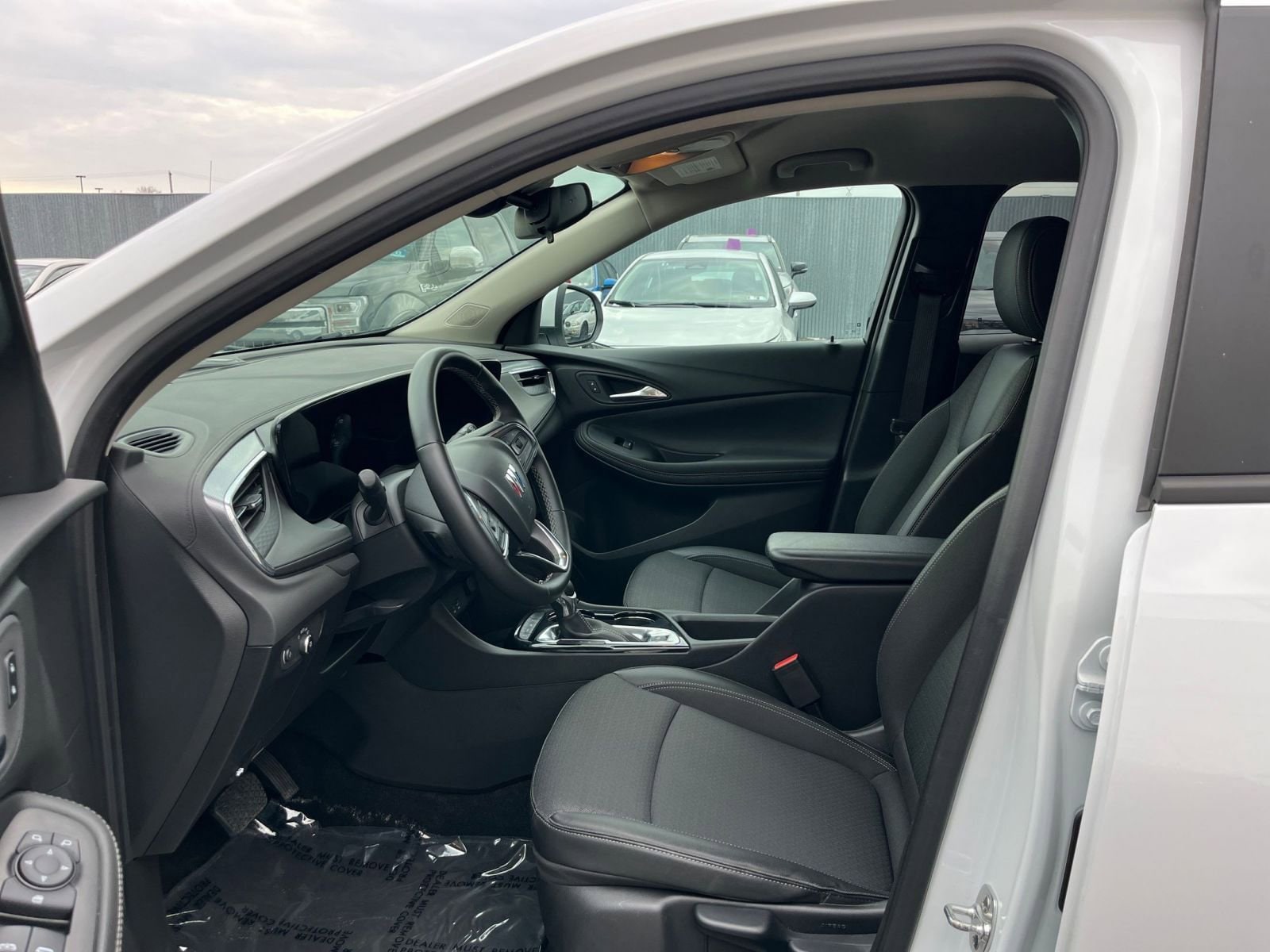 Thumbnail: 2025 Buick Encore GX - 25