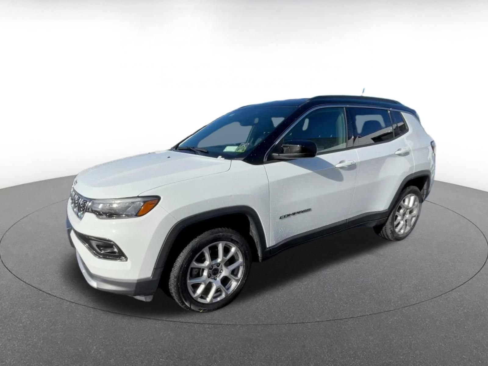 Thumbnail: 2025 Jeep Compass - 8