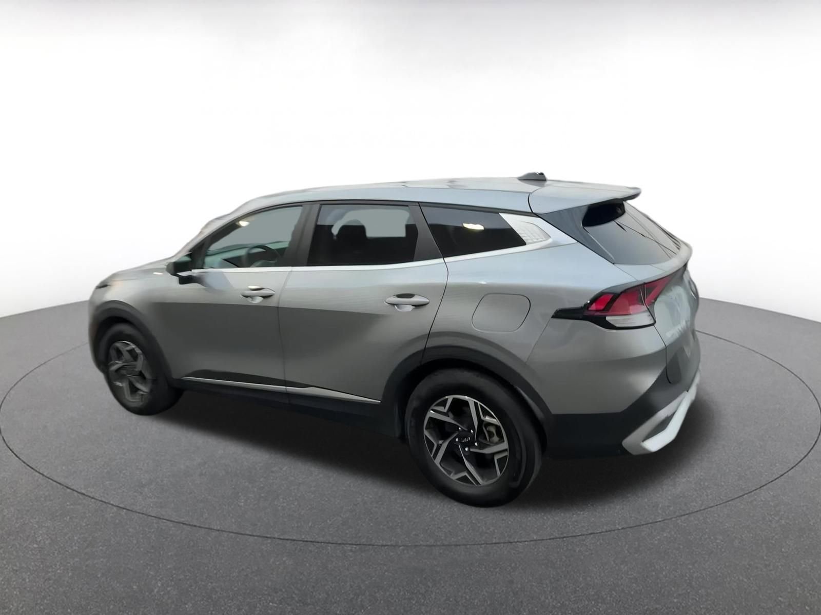 Thumbnail: 2024 Kia Sportage - 10