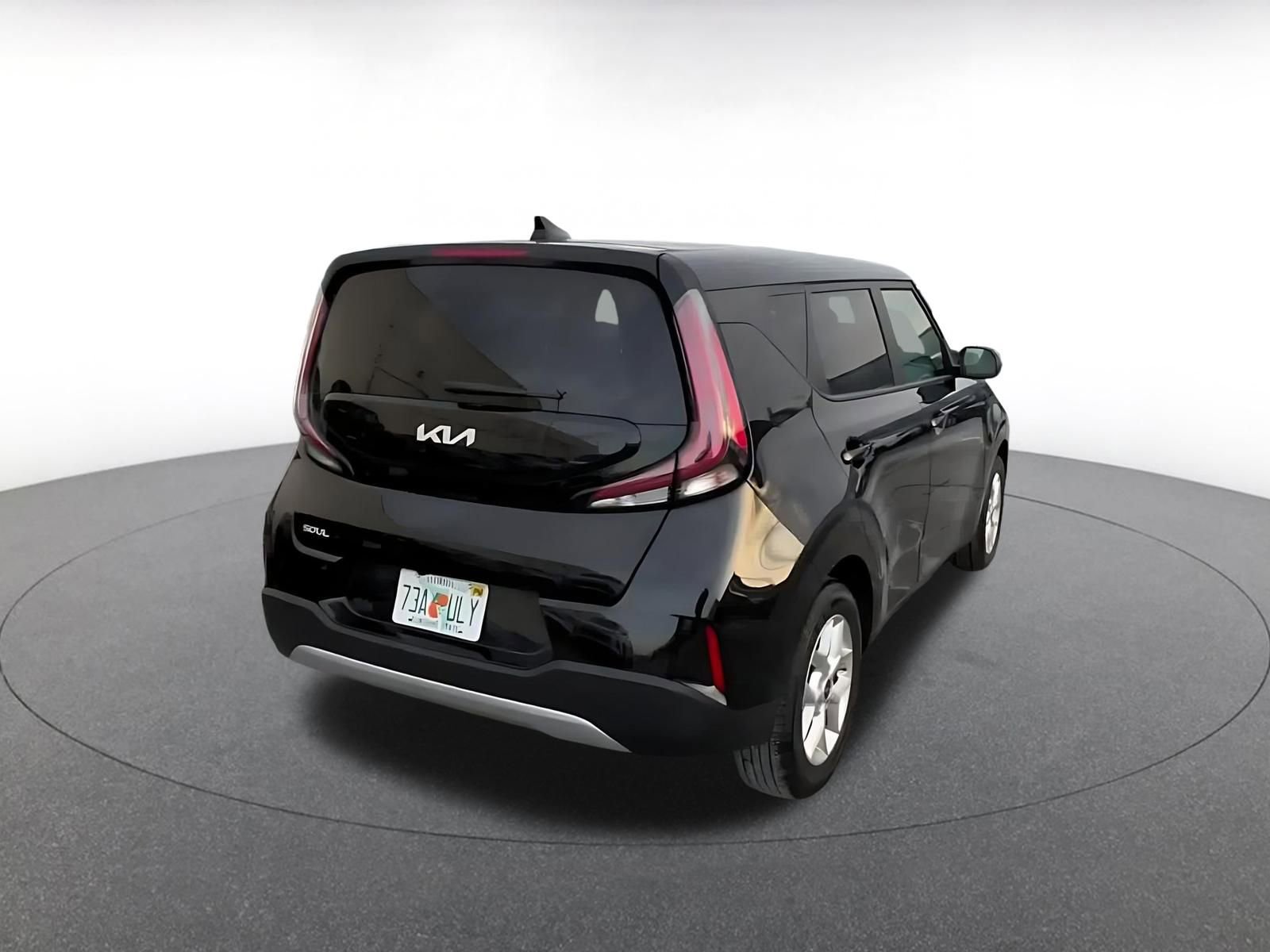 Thumbnail: 2025 Kia Soul - 14