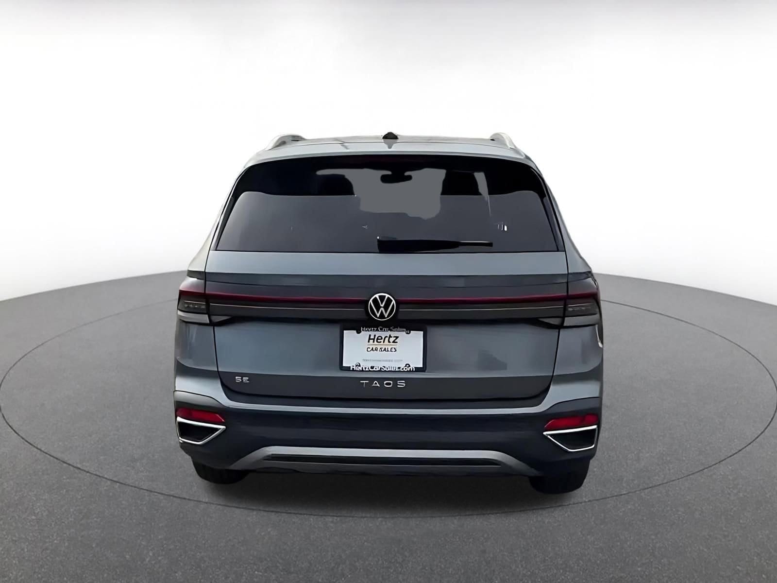 Thumbnail: 2025 Volkswagen Taos - 11