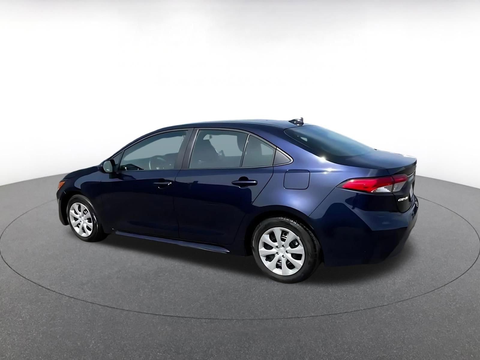 Thumbnail: 2025 Toyota Corolla - 10