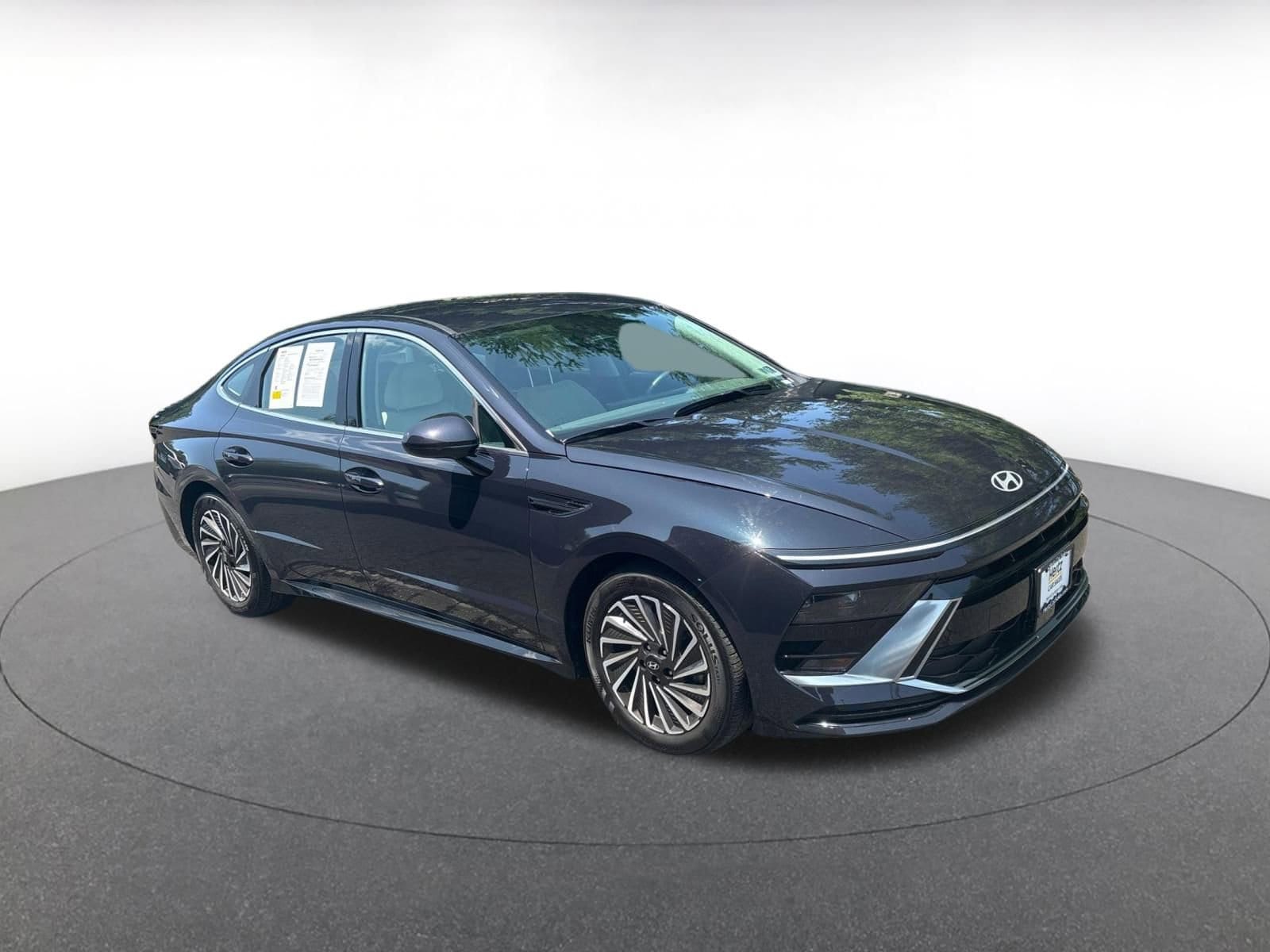 Thumbnail: 2024 Hyundai Sonata - 1