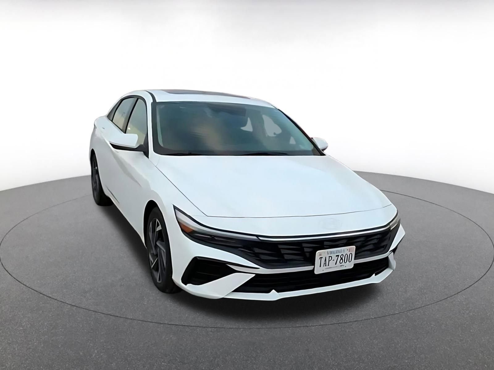 Thumbnail: 2025 Hyundai Elantra - 3