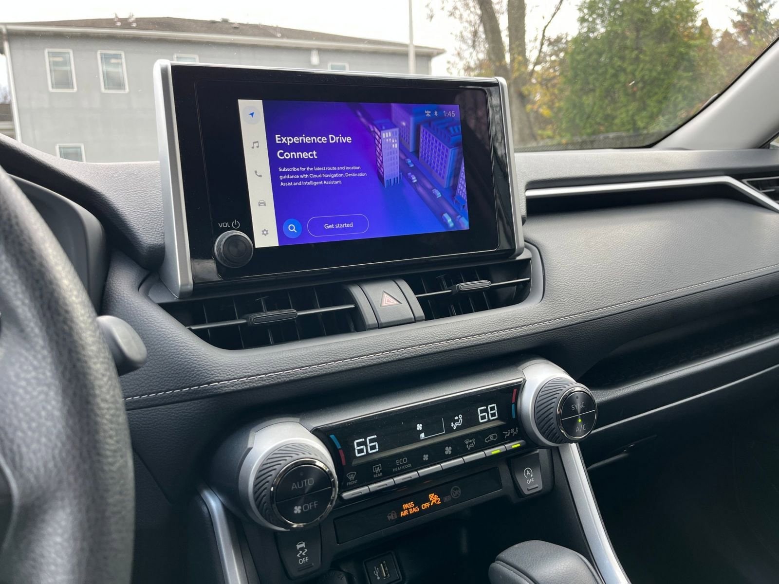 Thumbnail: 2025 Toyota RAV4 - 21