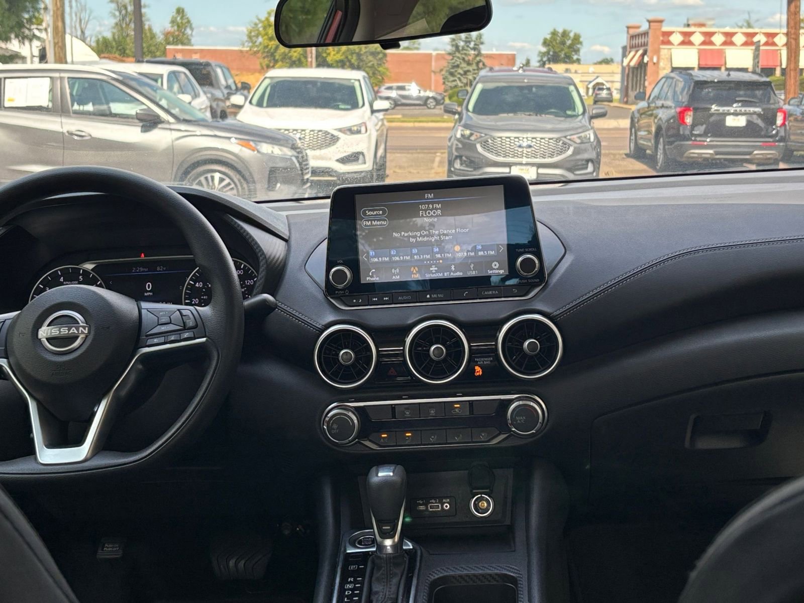 Thumbnail: 2024 Nissan Sentra - 18