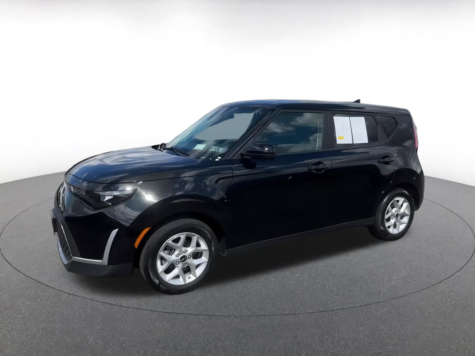Thumbnail: 2024 Kia Soul - 7
