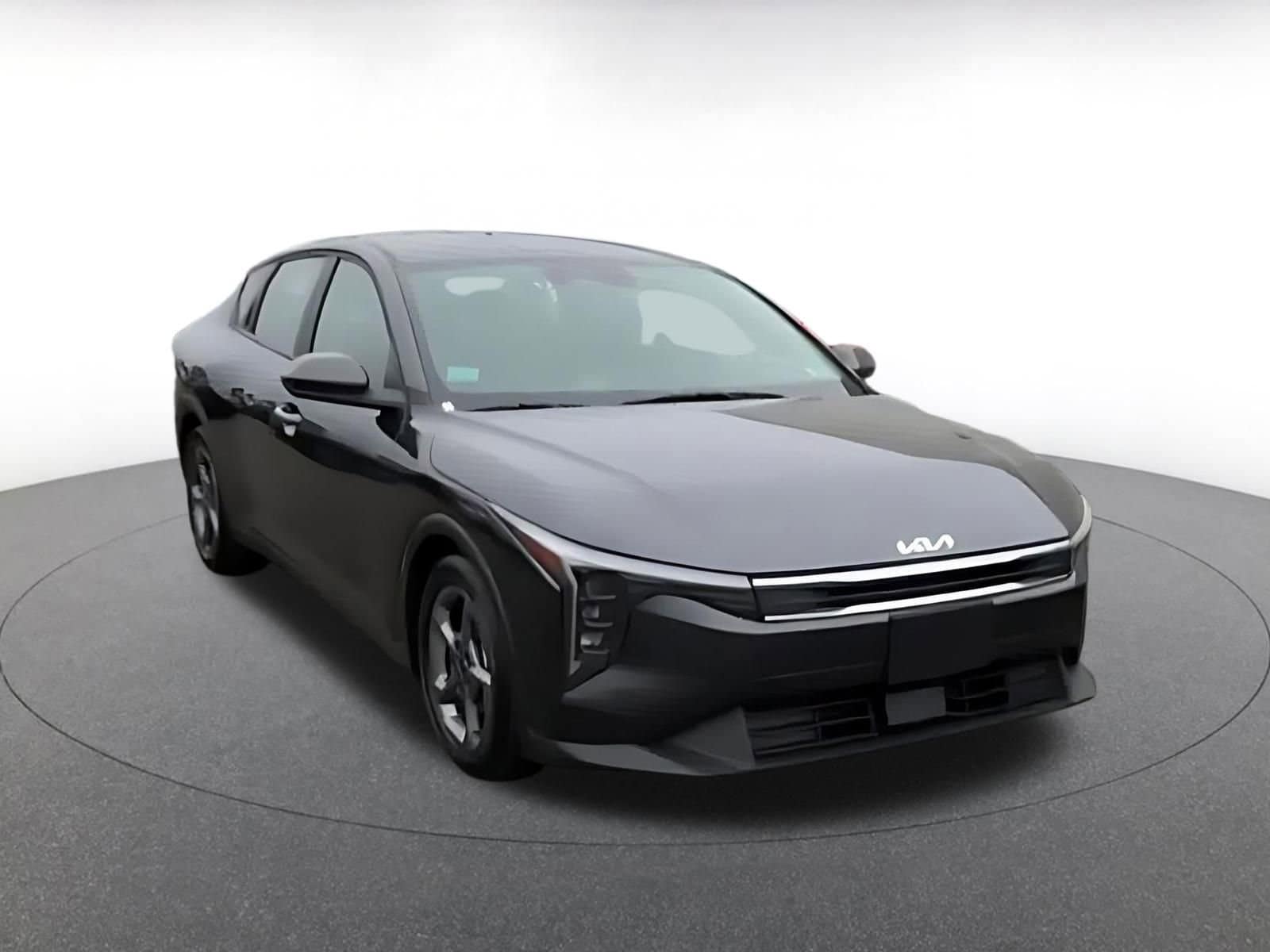 Thumbnail: 2025 Kia K4 - 3