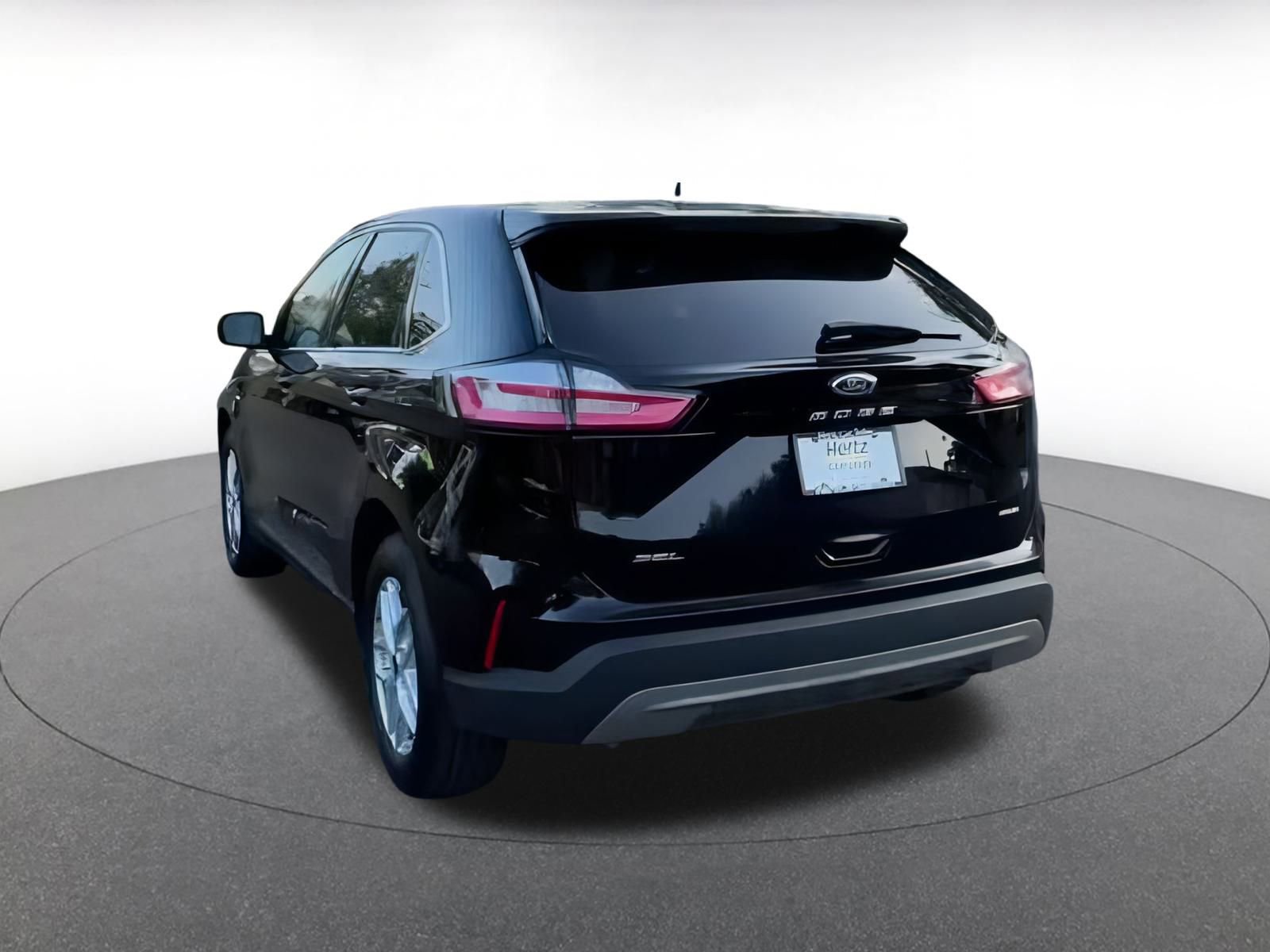 Thumbnail: 2024 Ford Edge - 16
