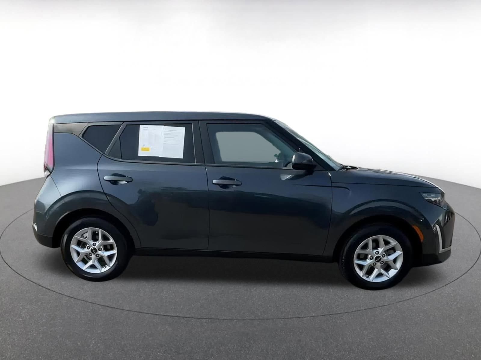 2024 Kia Soul LX 16